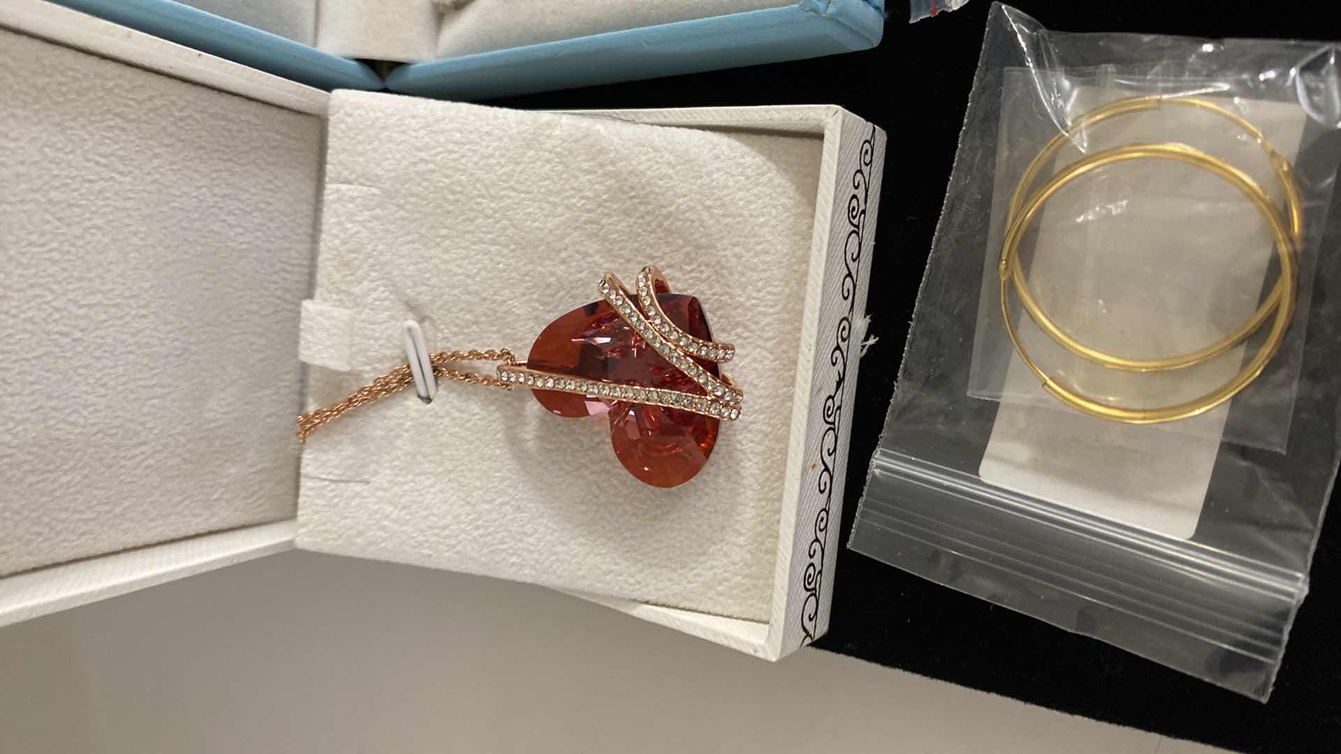 Photo 1 of WOMENS COSTUME JEWELRY