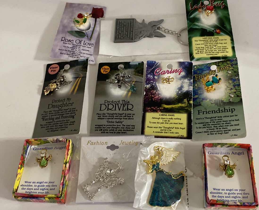 Photo 1 of WOMENS COSTUME JEWELRY