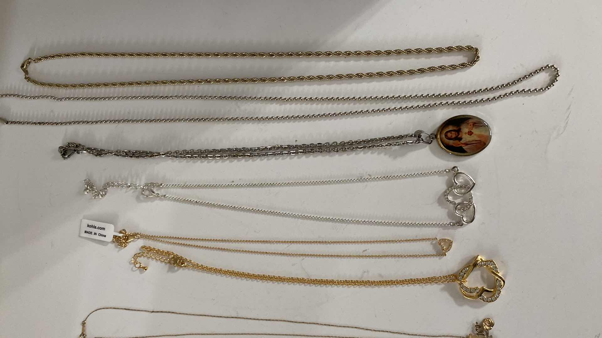 Photo 1 of WOMENS FASHION JEWELRY