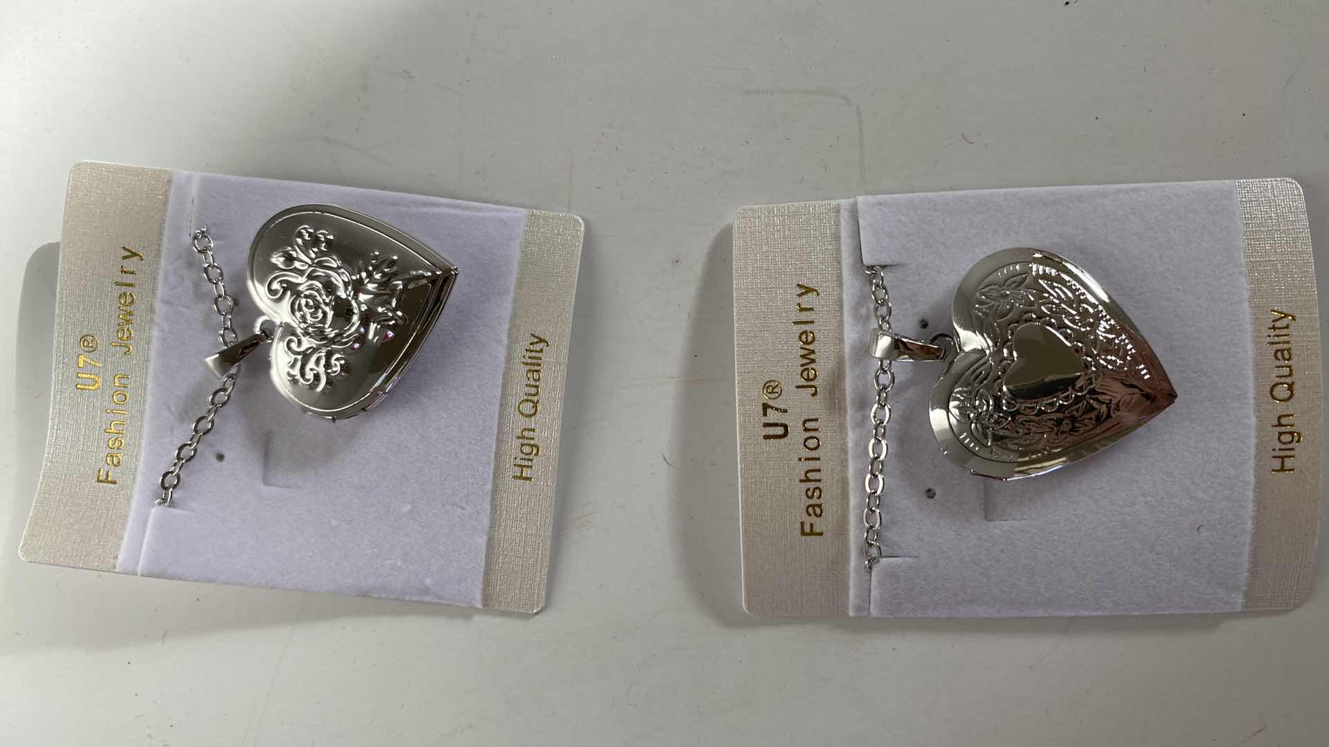 Photo 5 of WOMENS COSTUME JEWELRY