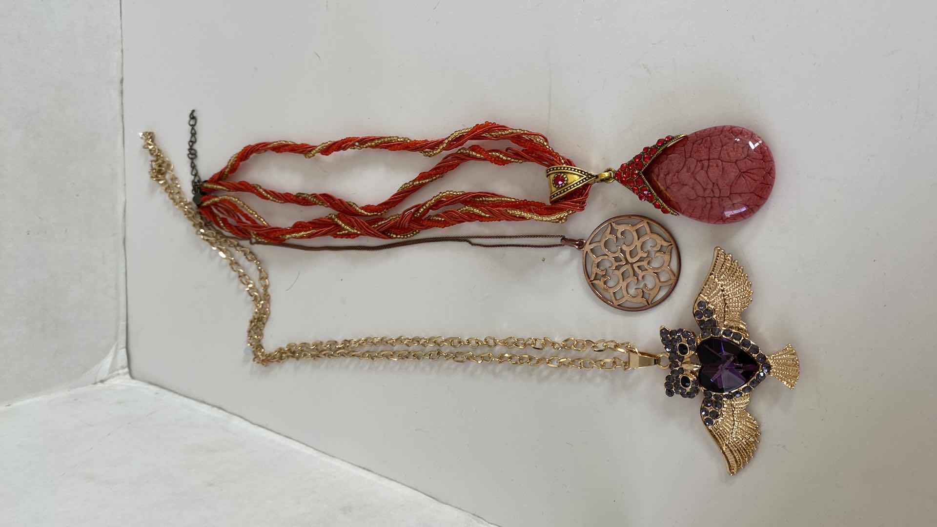 Photo 1 of WOMENS COSTUME JEWELRY