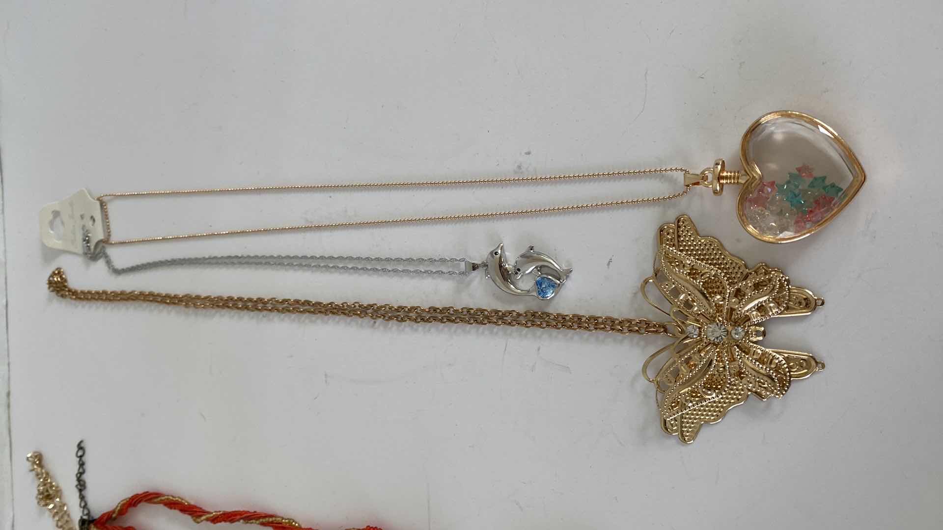 Photo 1 of WOMENS COSTUME JEWELRY