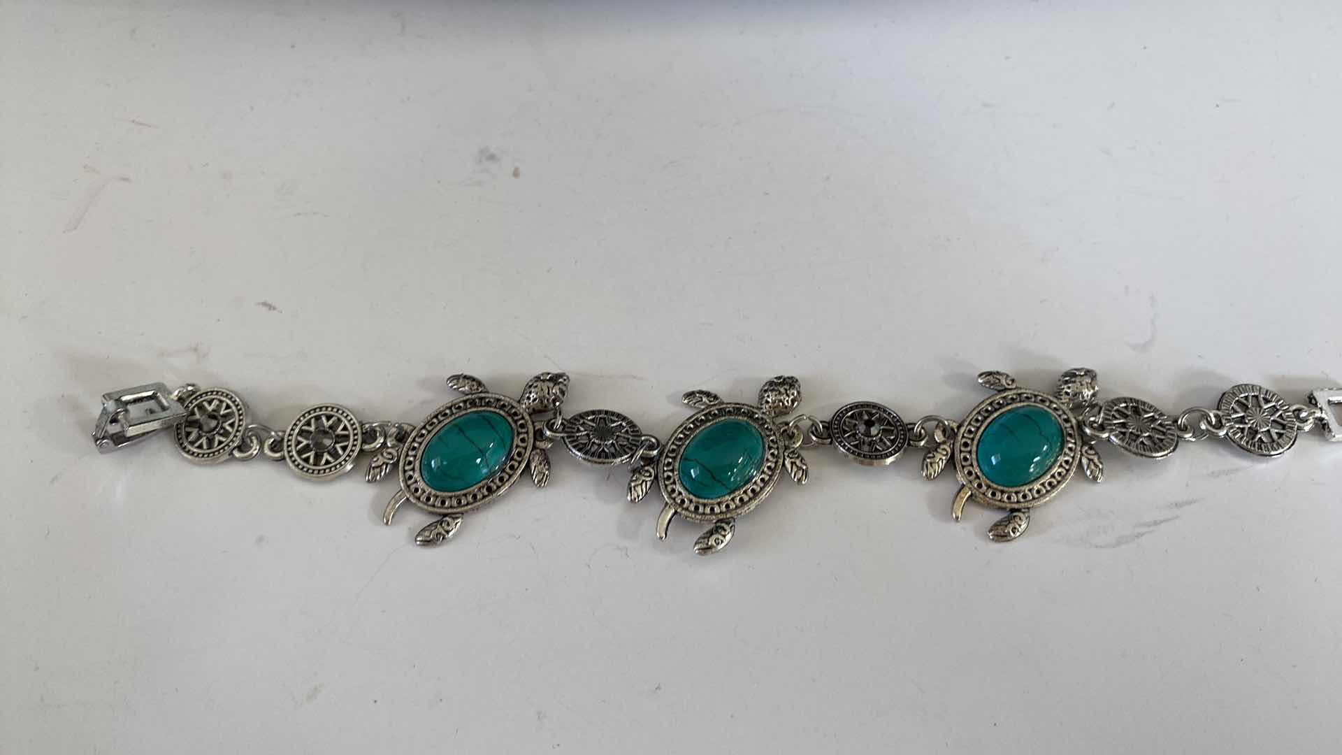 Photo 1 of WOMENS COSTUME TURTLE JEWELRY