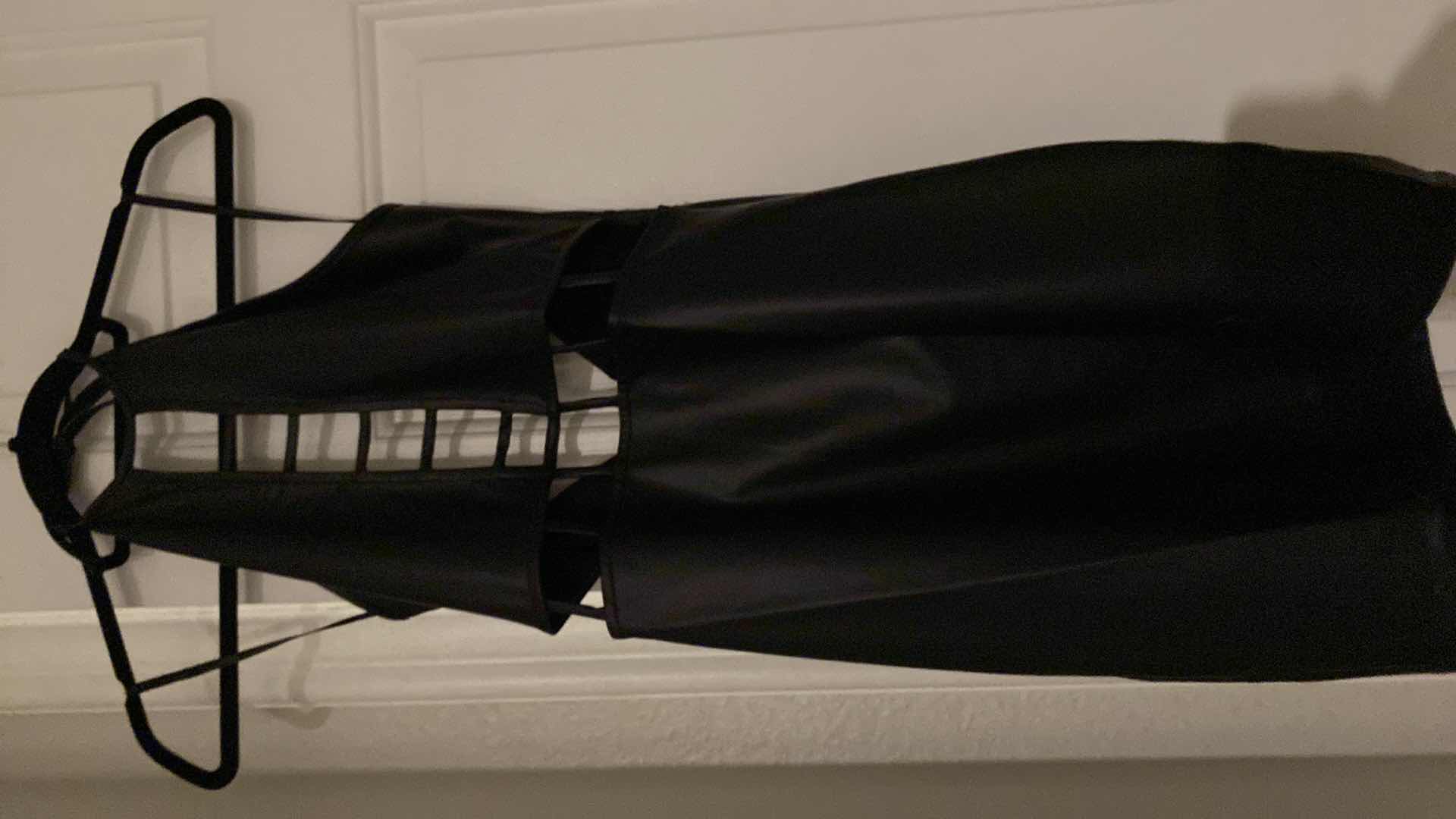 Photo 1 of 3 - WOMENS SIZE X-LARGE DRESSES BY FORPLAY