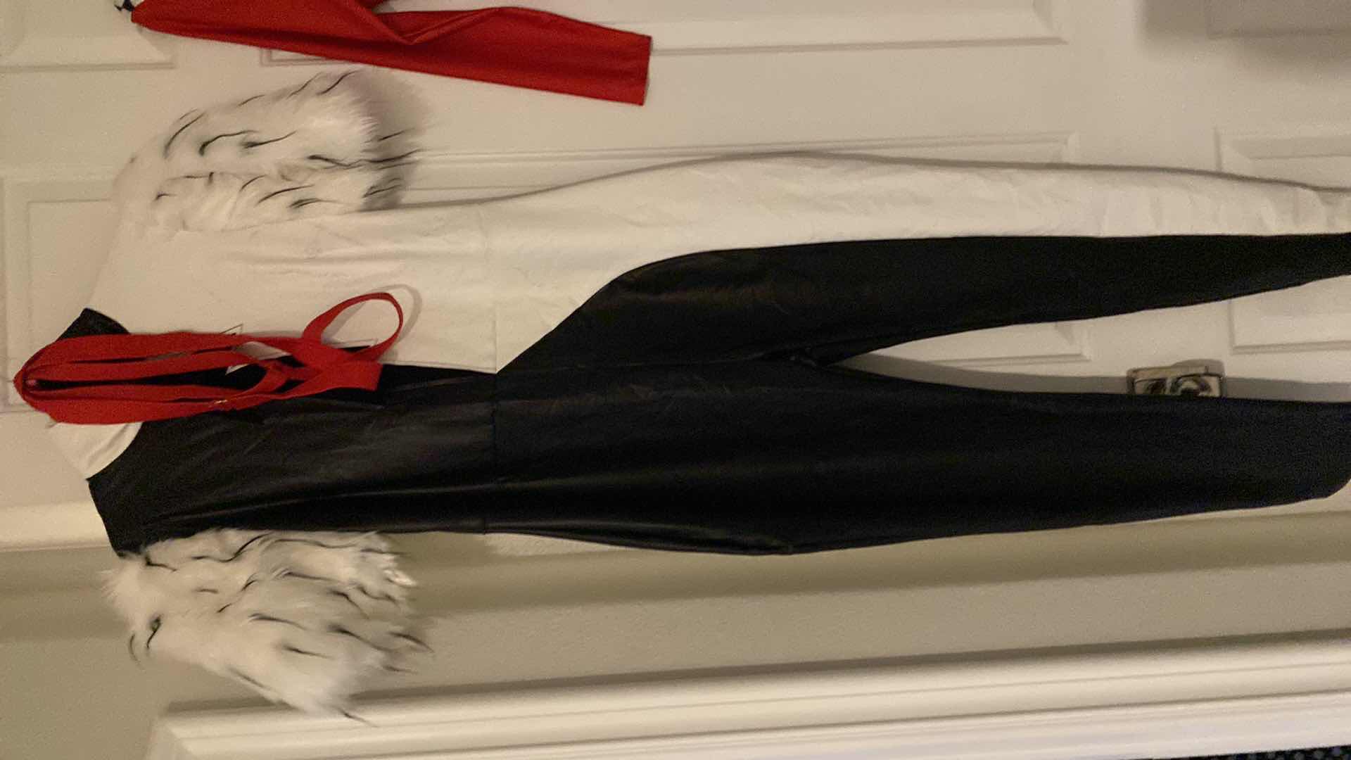 View 2 of 3 - WOMENS SIZE  1 XLARGE /,2XLARGE FORPLAY COSTUMES