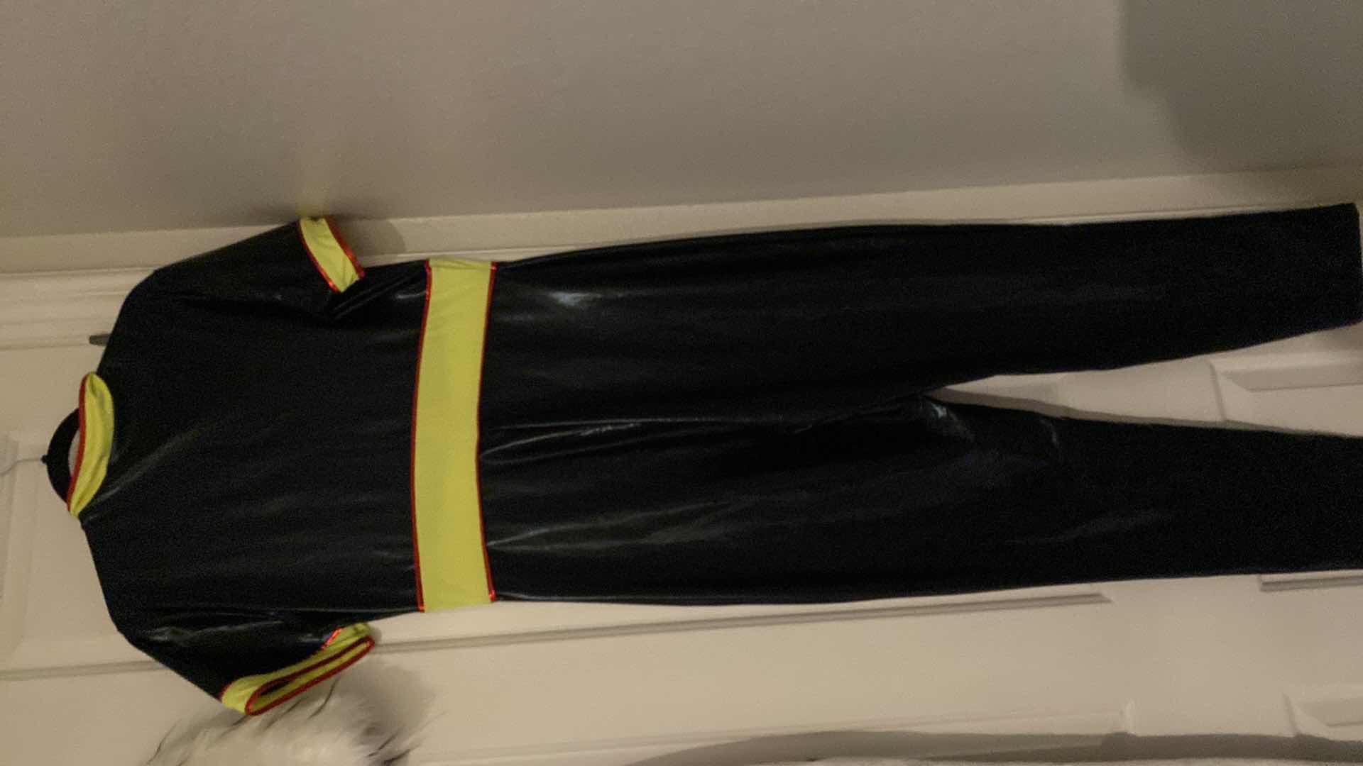 View 4 of 3 - WOMENS SIZE  1 XLARGE /,2XLARGE FORPLAY COSTUMES