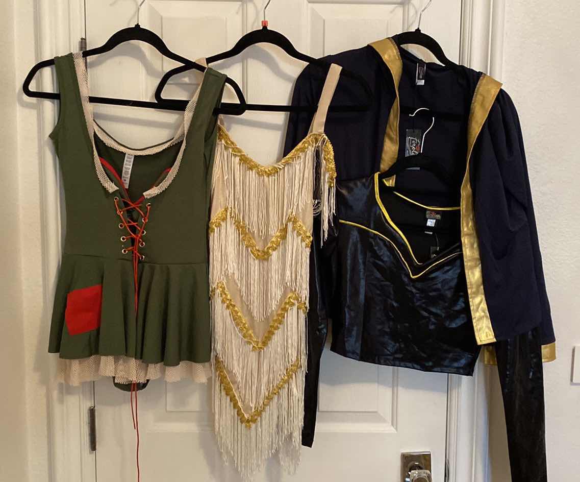 Photo 1 of 3 - WOMENS SIZE SMALL/MEDIUM FORPLAY COSTUME