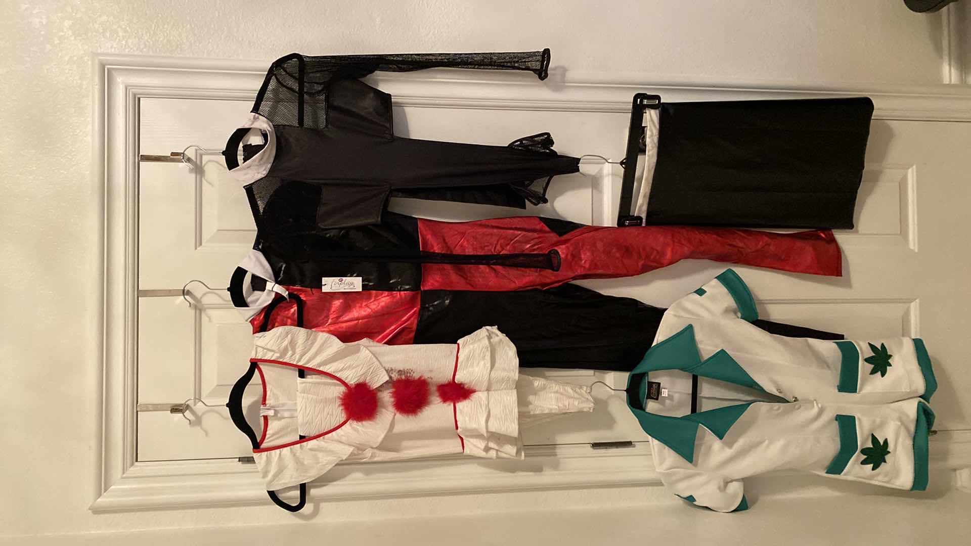 View 1 of 3 WOMENS X SMALL COSTUMES DEFECTS OR NEEDS CLEANING, 1 WHITE LEAF COSTUME OK