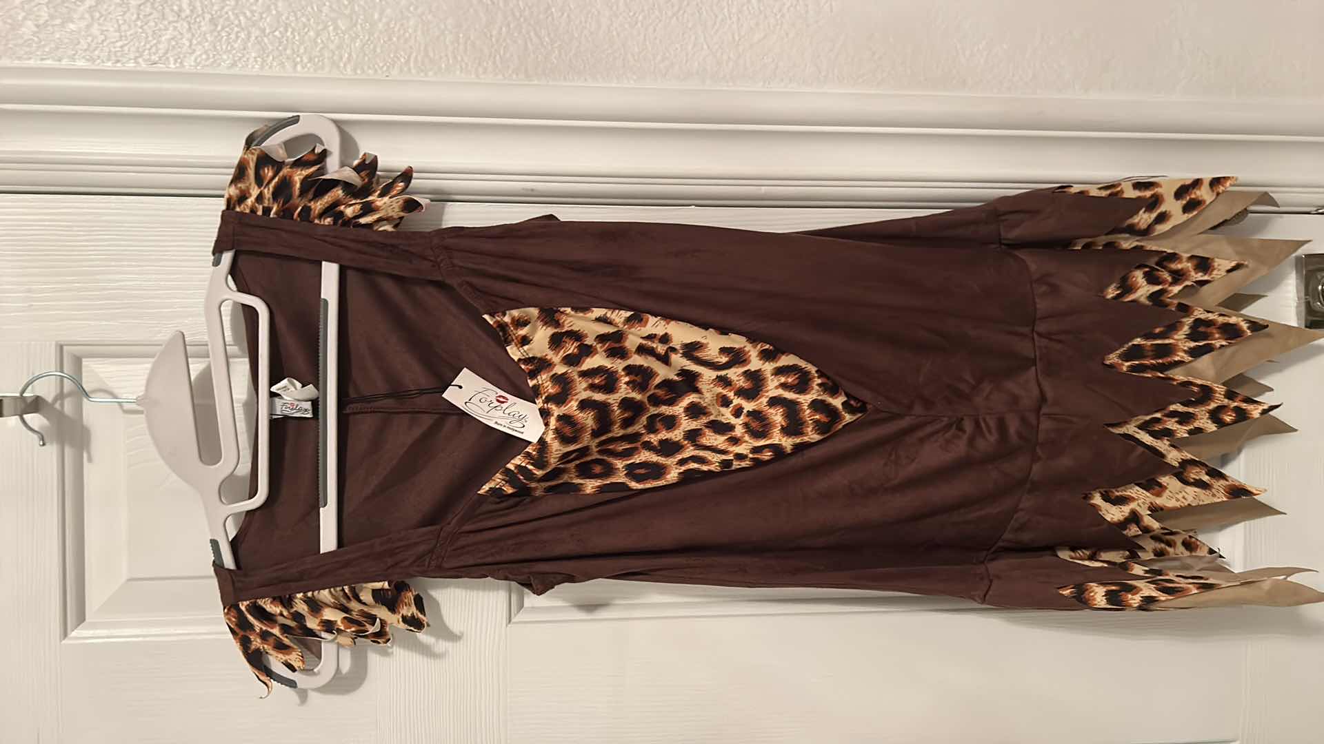 Photo 1 of 2 WOMENS COSTUMES SIZE M