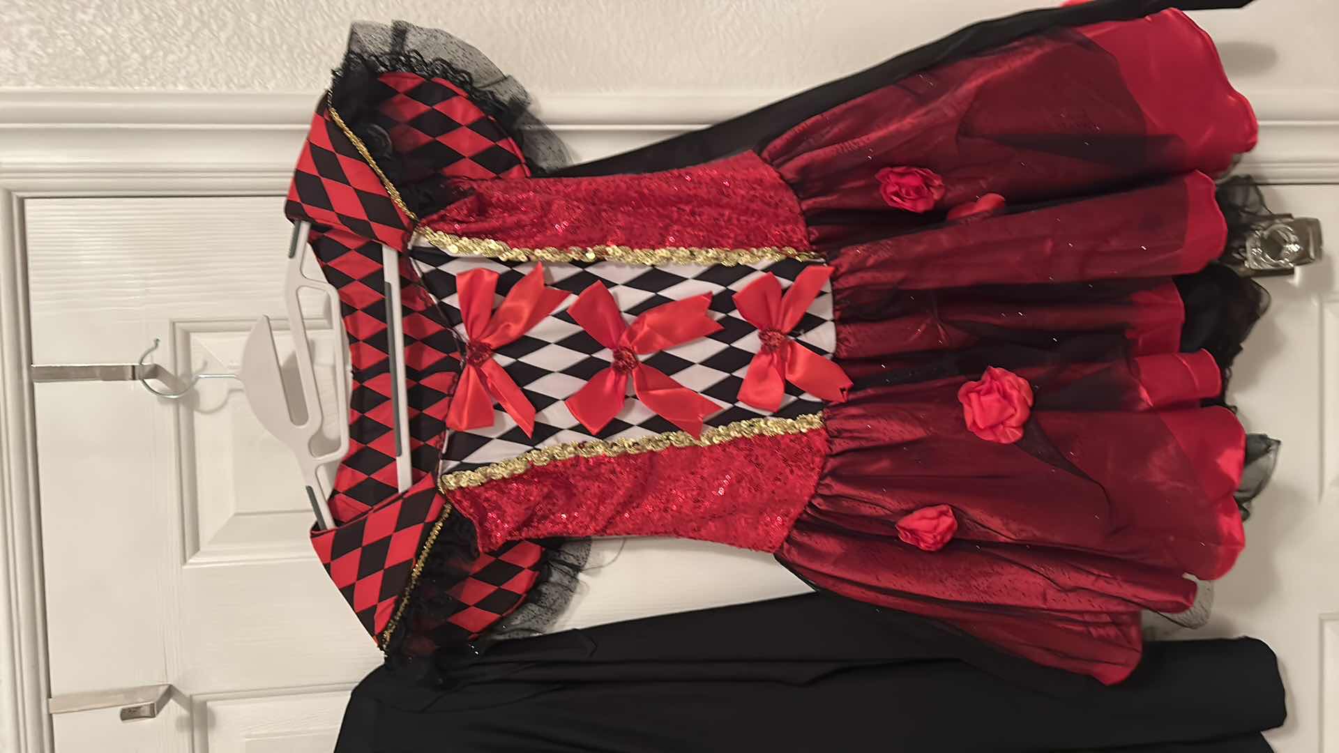 Photo 1 of 2 WOMENS COSTUMES SIZE M