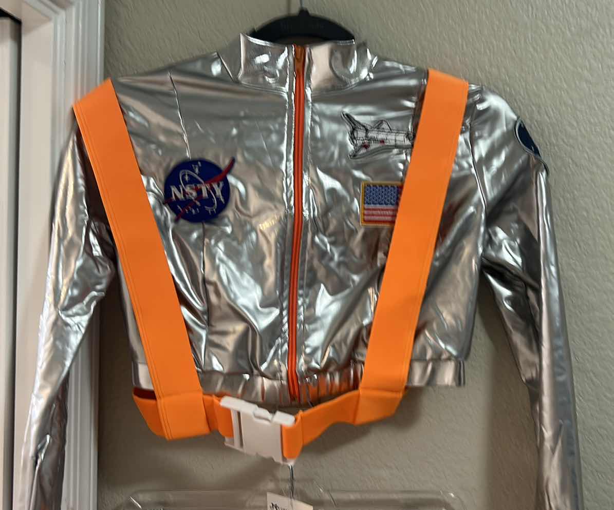 Photo 1 of 2 WOMENS COSTUMES SIZE S/M