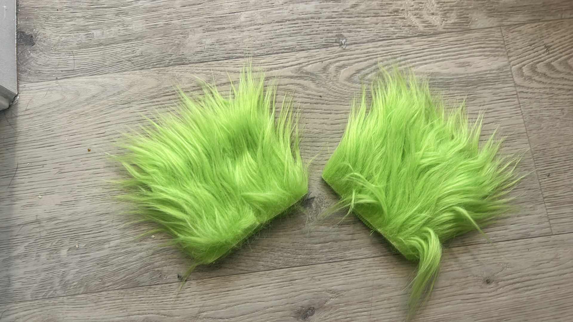 Photo 1 of 2 WOMENS COSTUMES SIZE S/M