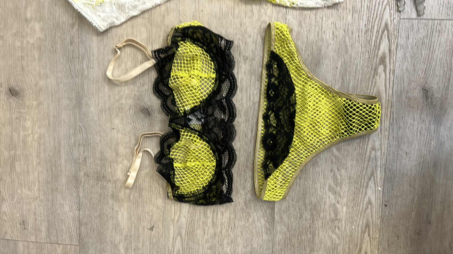 Photo 1 of 2 SEXY LINGERIE SETS SIZE SMALL