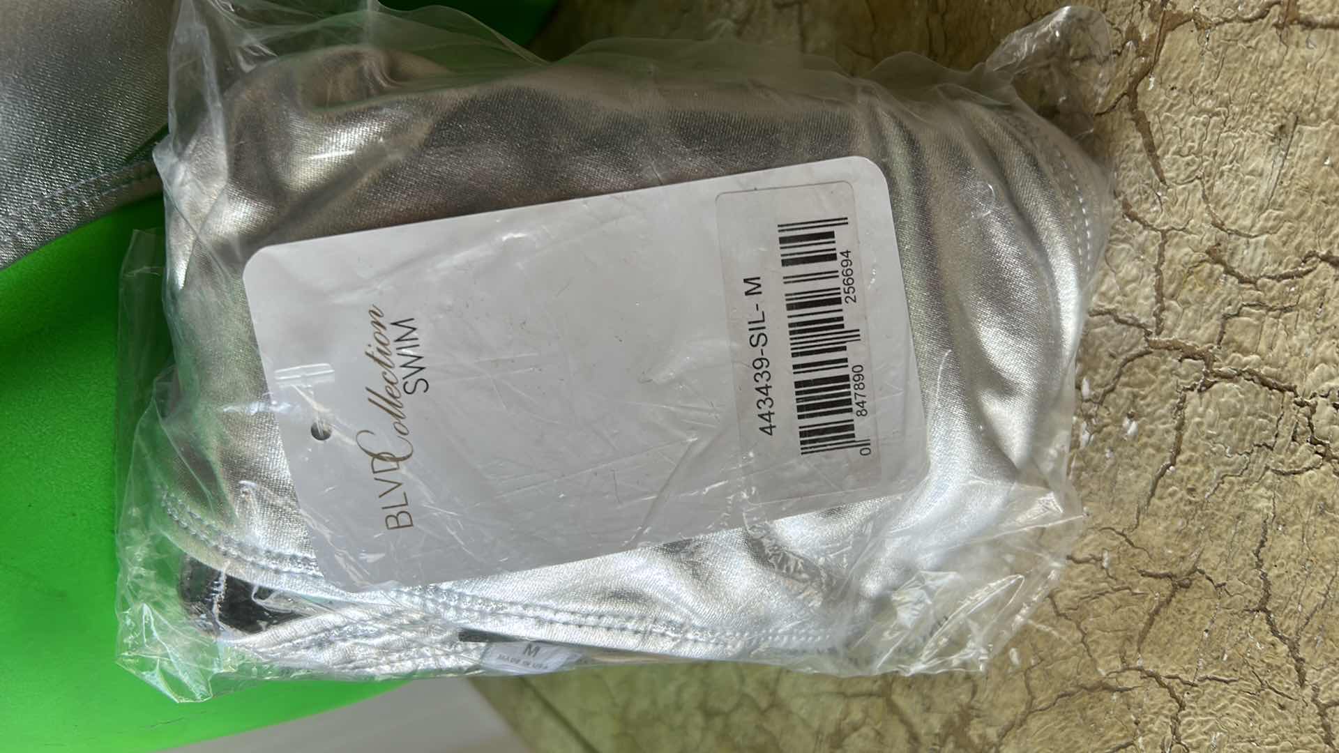 Photo 1 of 2 SILVER BLVD COLLECTION SWIMSUITS SIZE M