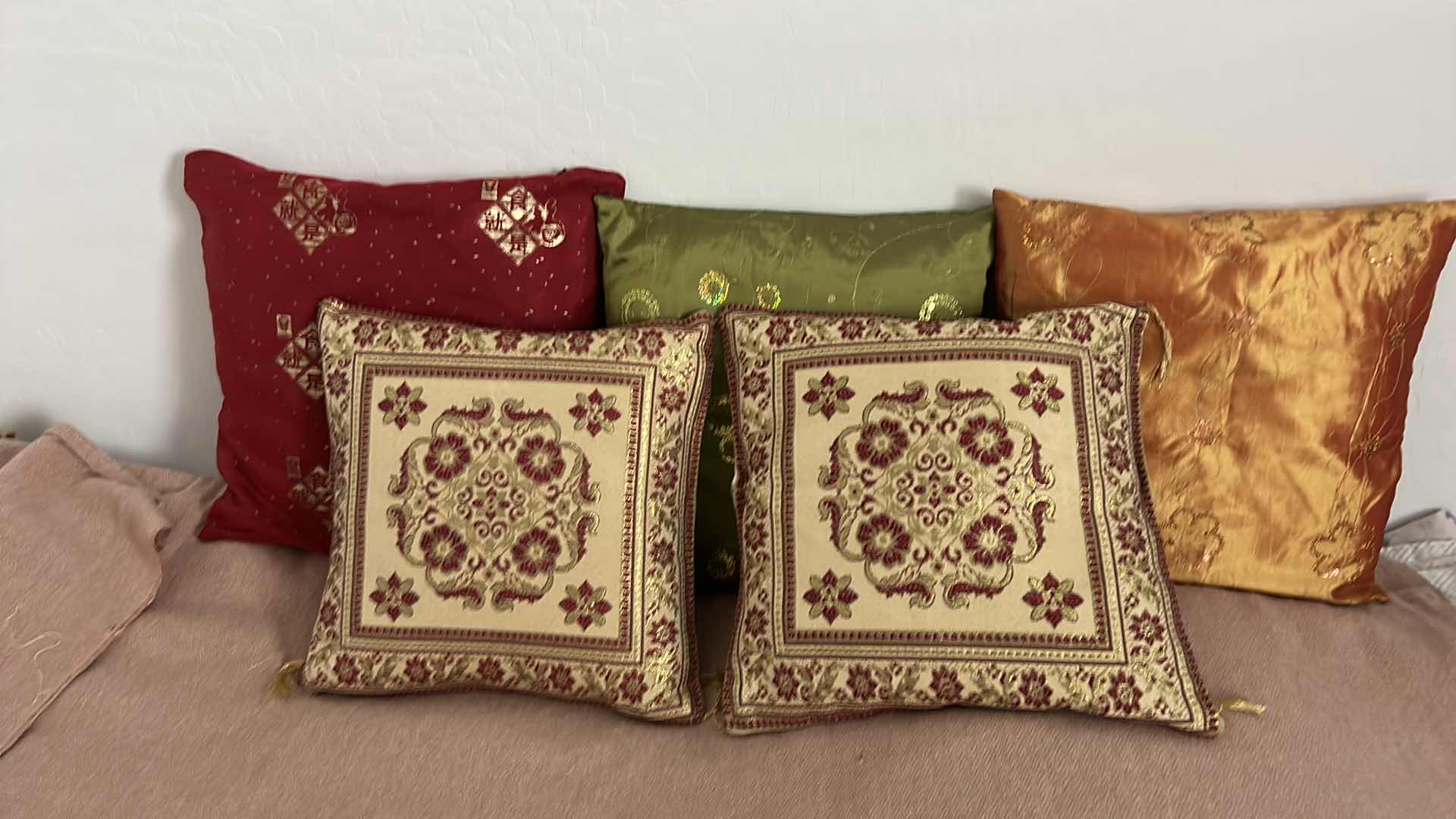Photo 1 of 5 ACCENT PILLOWS 15”