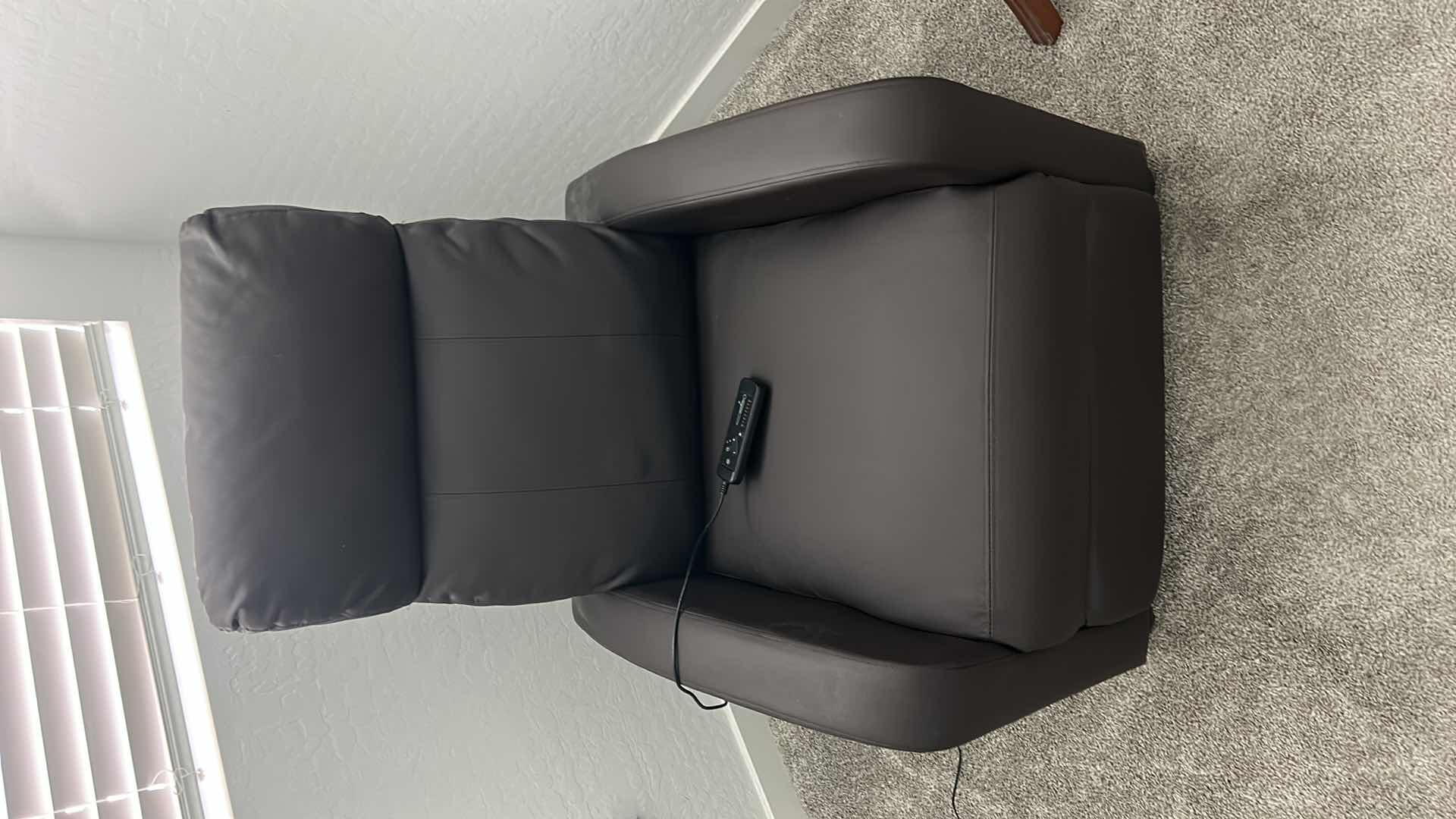 Photo 1 of GIANTEX RECLINING MASSAGE CHAIR 26 1/2” x 30“ x H39”