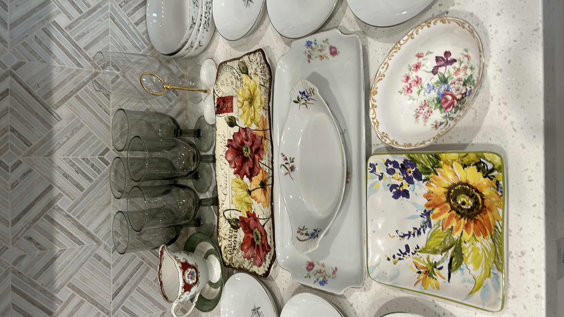 Photo 1 of KITCHEN ASSORTMENT