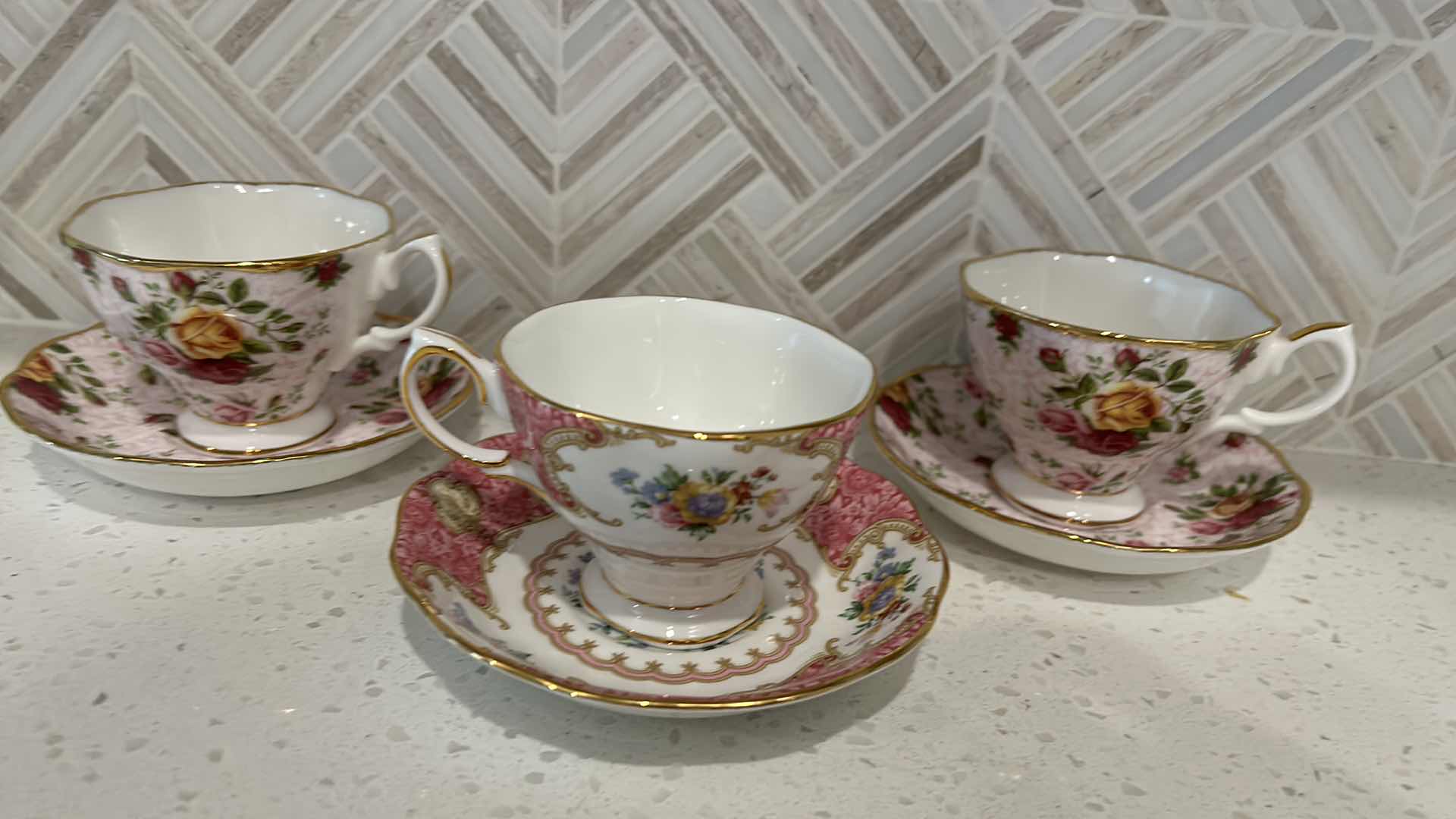 Photo 1 of ROYAL ALBERT BONE CHINA