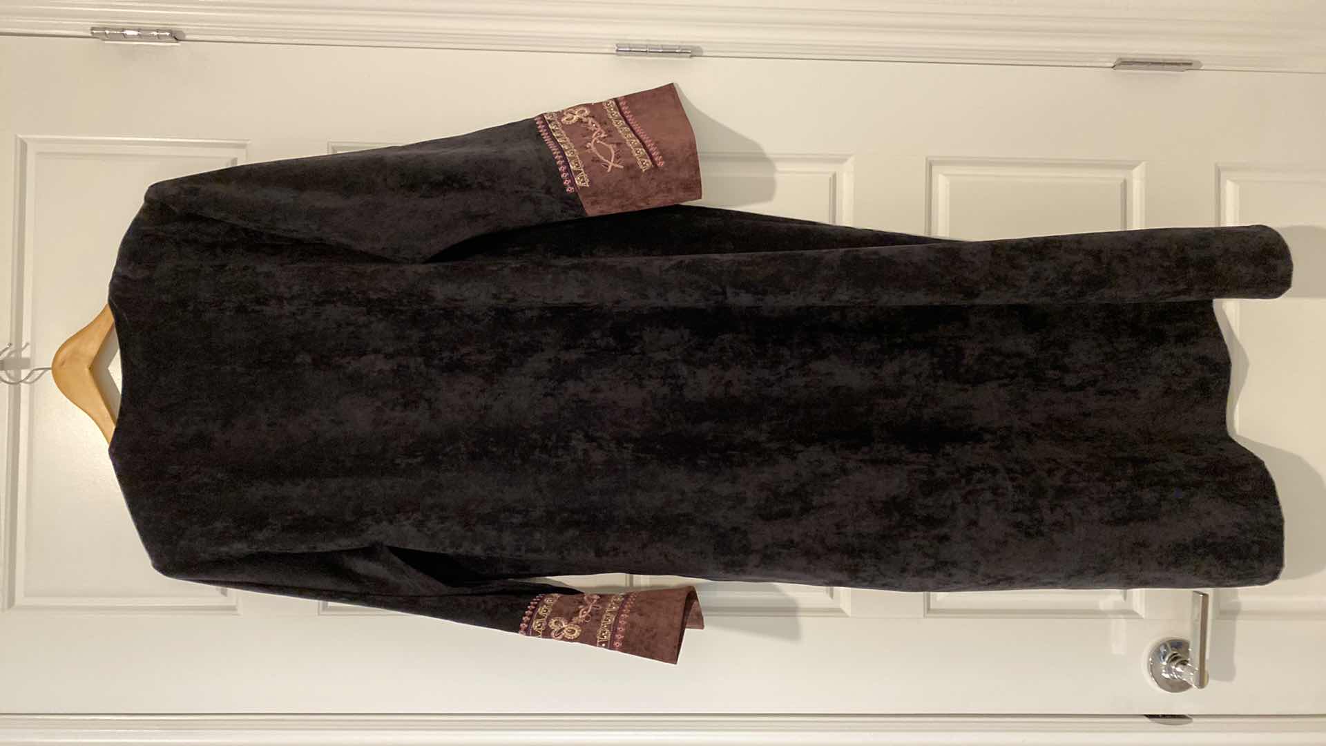 Photo 3 of NEW NO TAG WOMENS SIZE XL CAFTAN