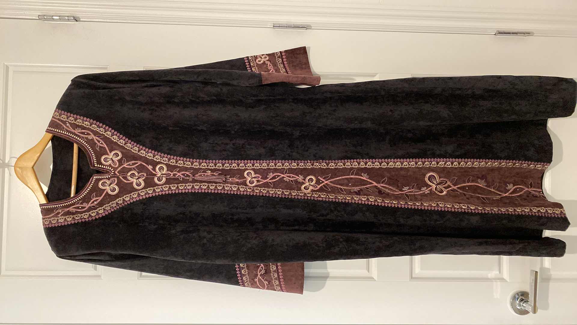 Photo 1 of NEW NO TAG WOMENS SIZE XL CAFTAN
