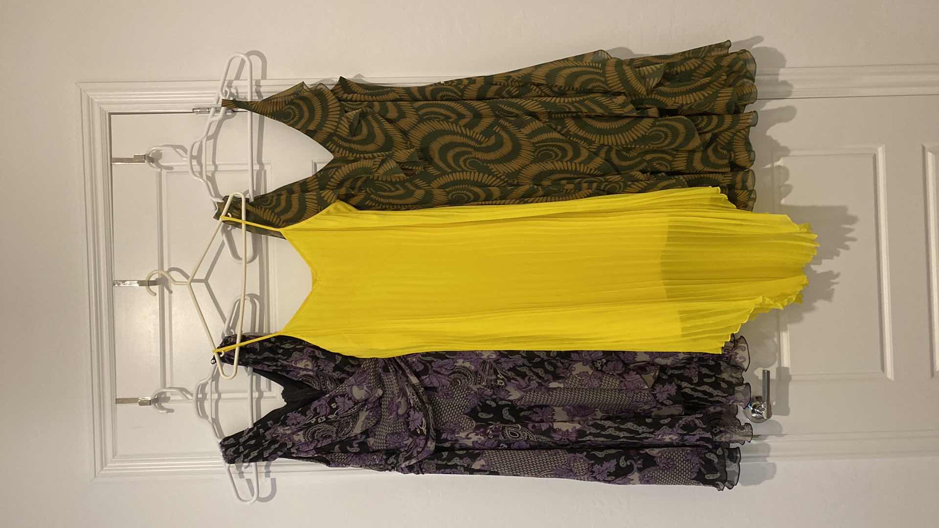 Photo 1 of 3 WOMENS SIZE XXL DRESSES