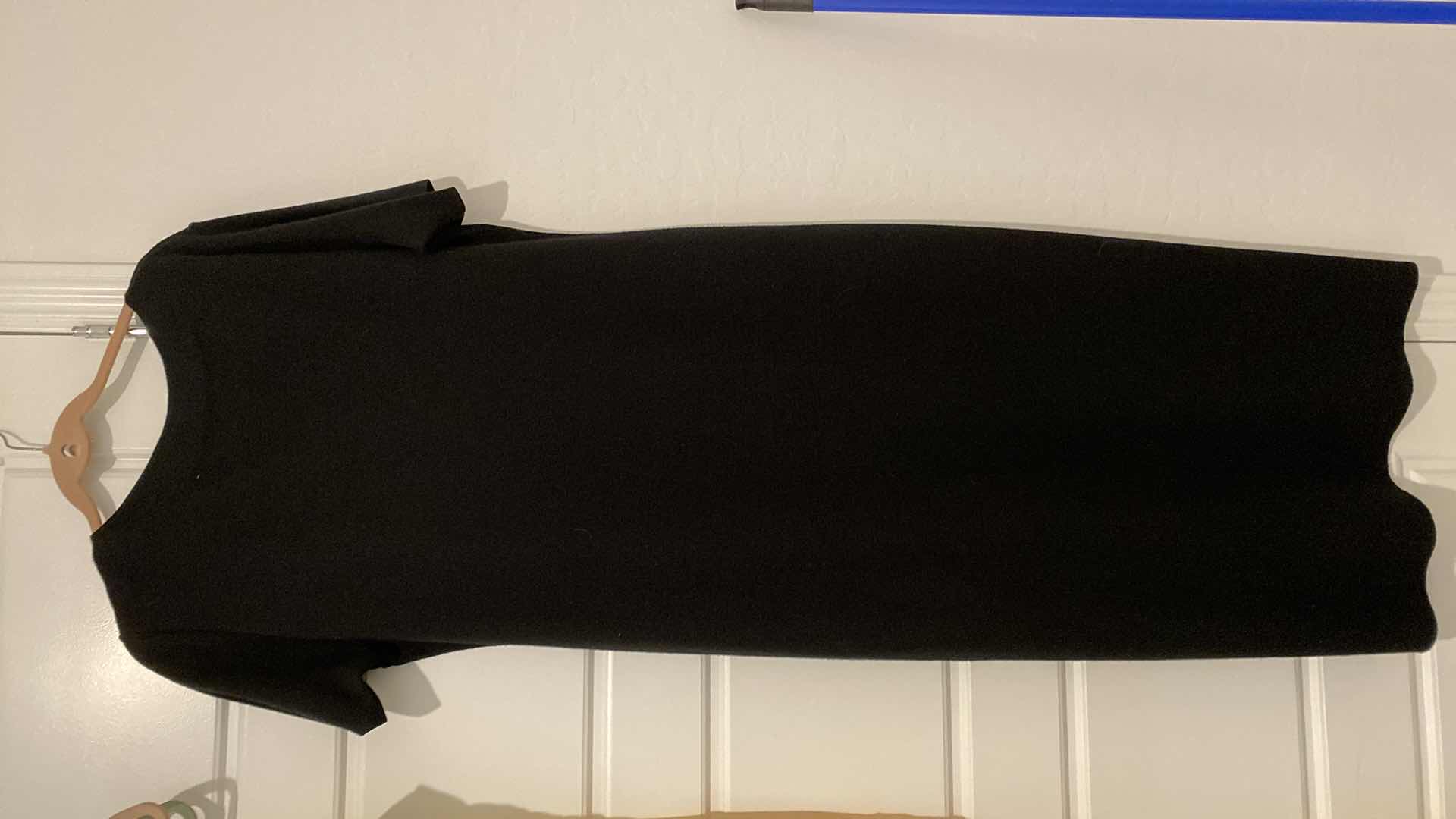 Photo 1 of 3 WOMENS SIZE XXL DRESSES