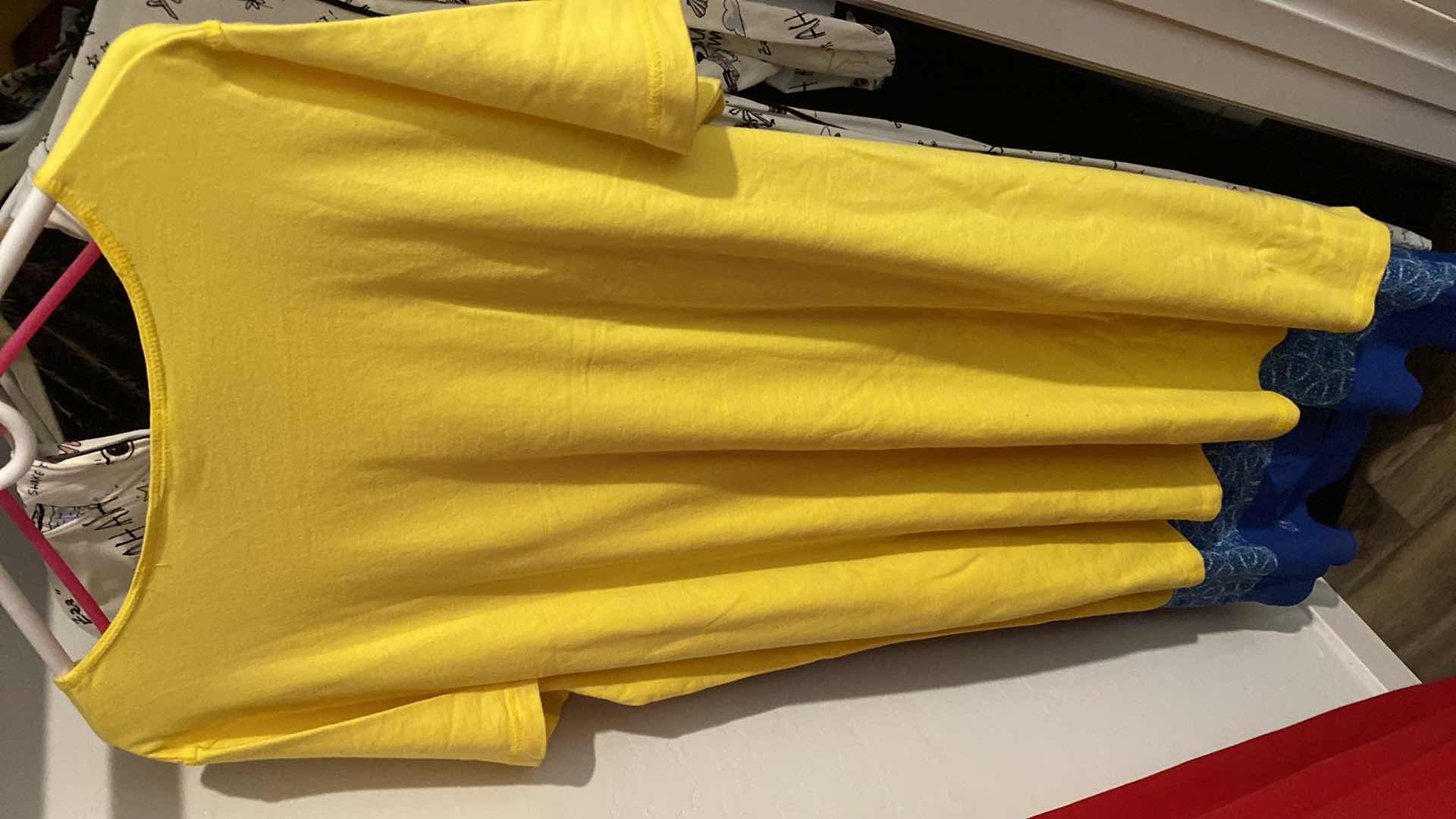 Photo 3 of 8 PIECES WOMENS SIZE XXL DRESSES