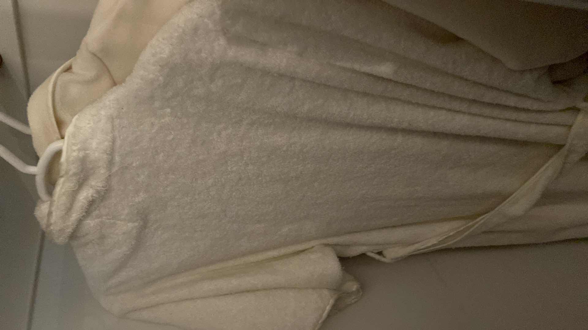 Photo 1 of 8 PIECES WOMENS SIZE XL AND XXL CLOTHING