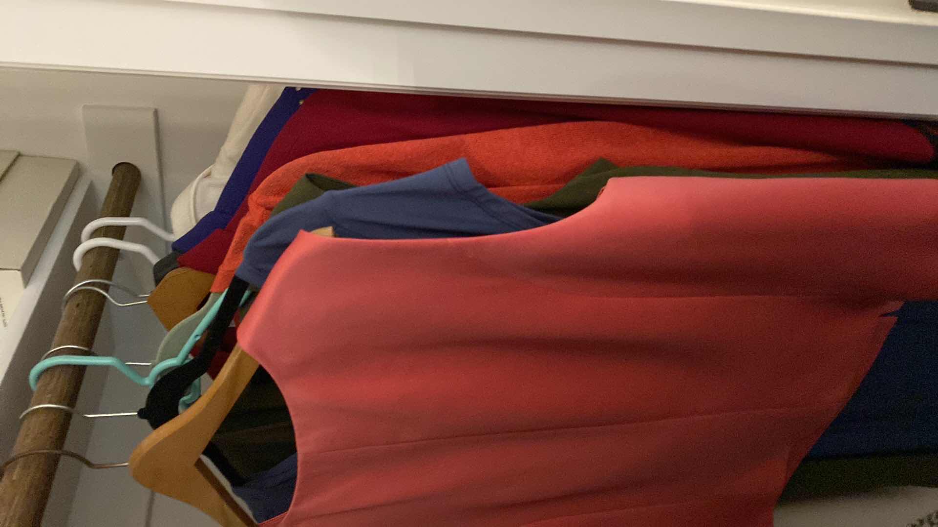 Photo 1 of 8 PIECES WOMENS SIZE XL AND XXL CLOTHING