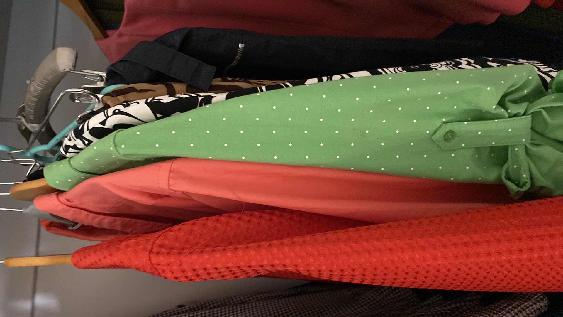 Photo 1 of 8 PIECES WOMENS SIZE XXL CLOTHING