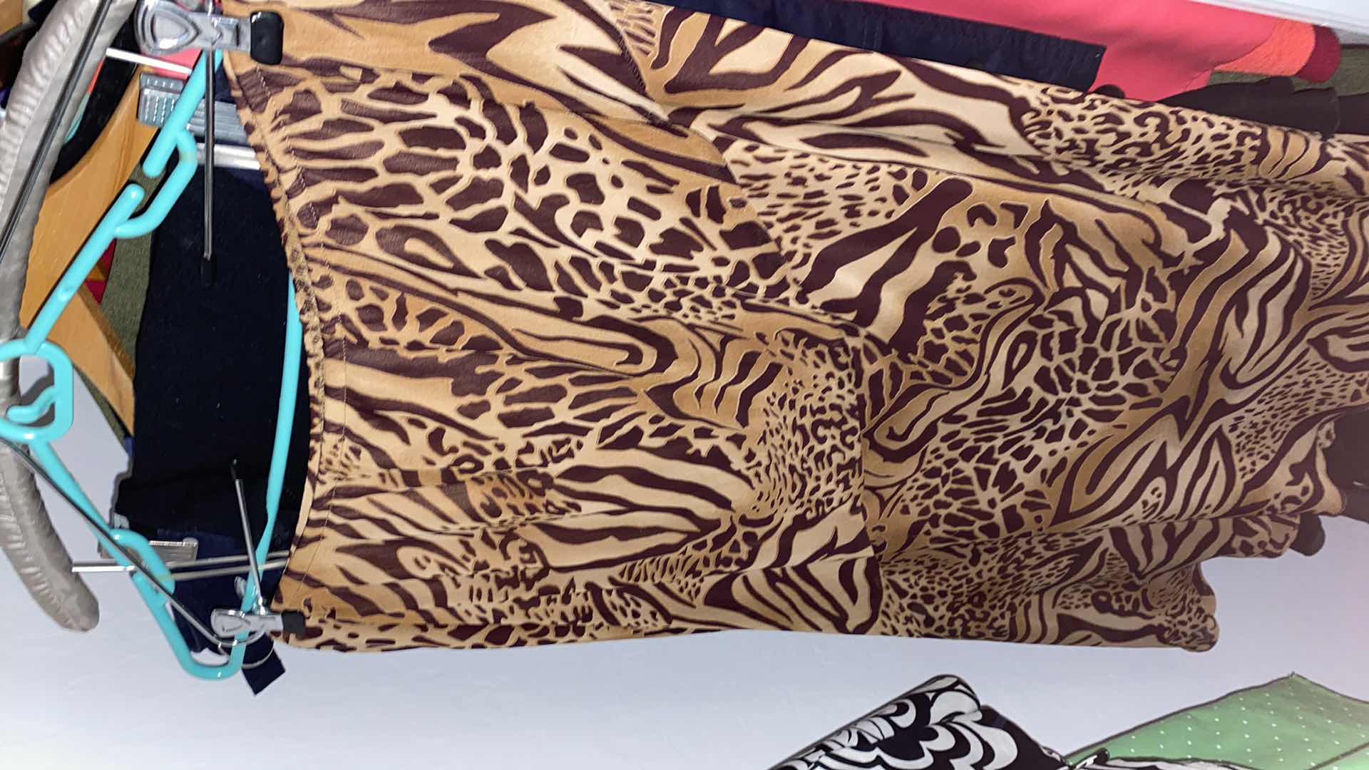 Photo 6 of 8 PIECES WOMENS SIZE XXL CLOTHING