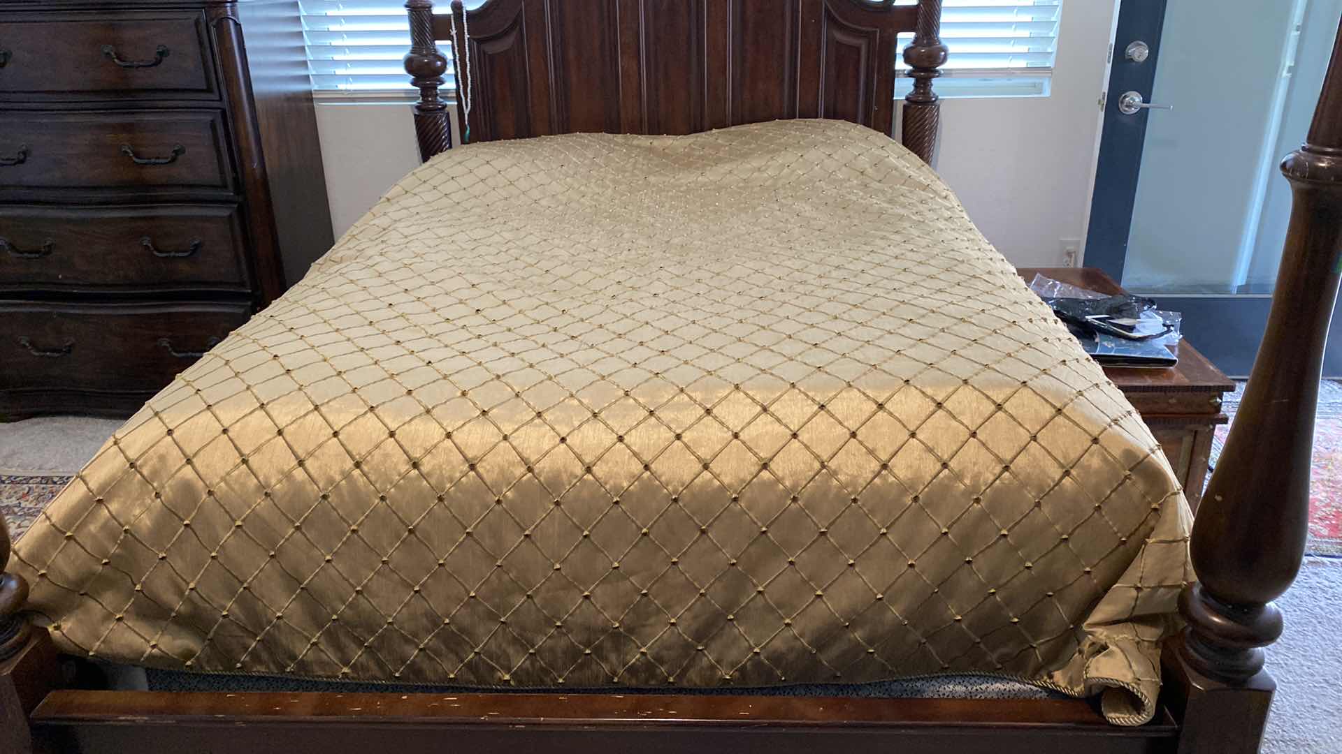 Photo 1 of QUEEN SIZE GOLD SILK COVERLET AND BLANKET