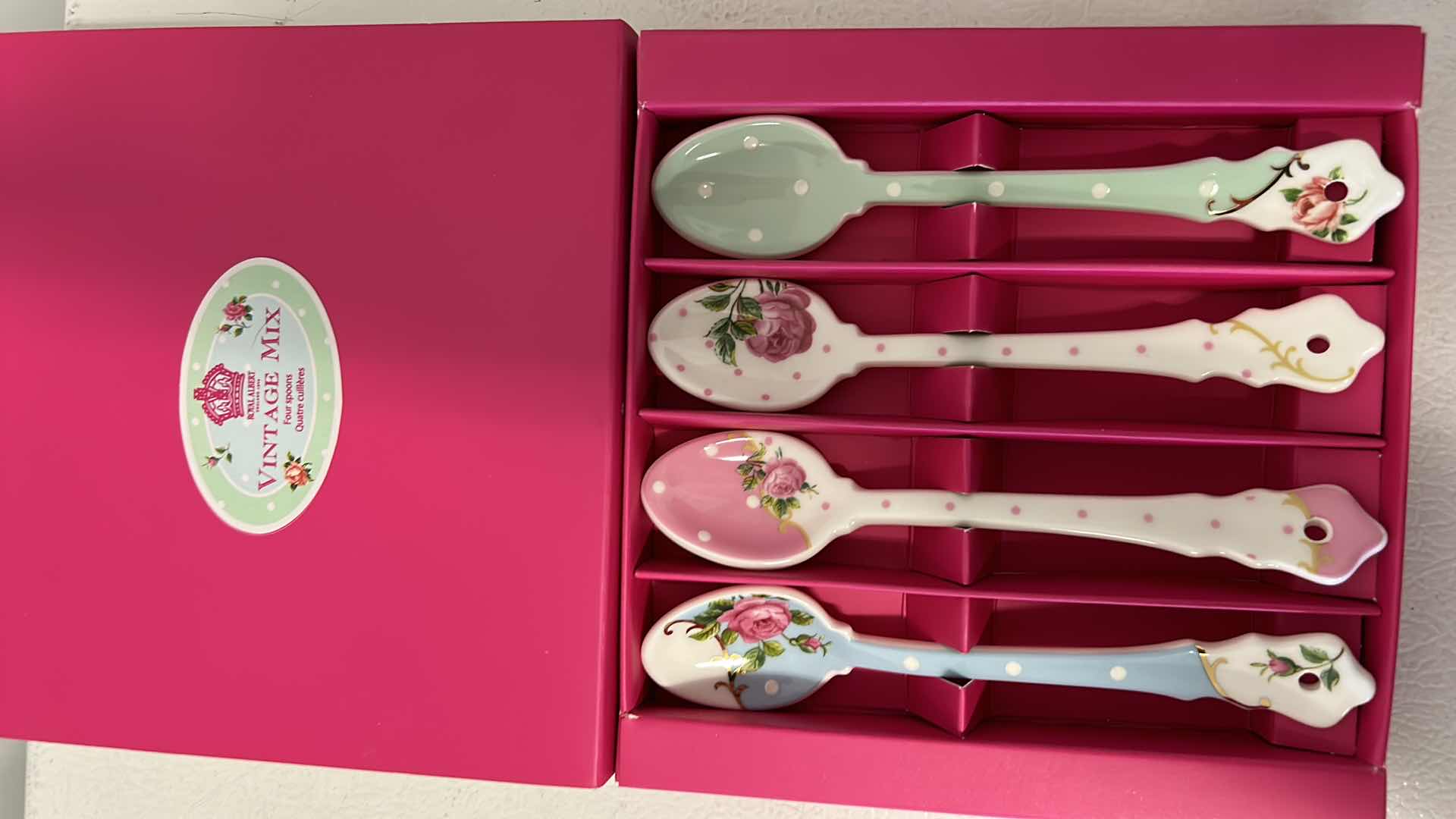 Photo 1 of $58 ROYAL ALBERT VINTAGE MIX TEASPOONS