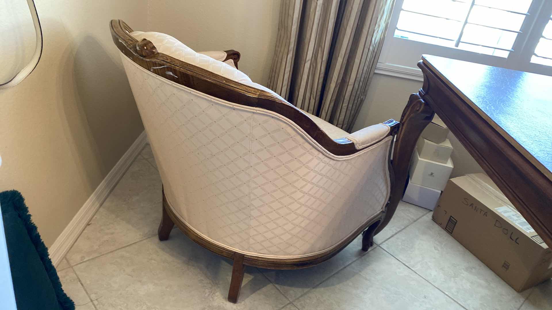 Photo 1 of KEY CITY UPHOLSTERED OCCASIONAL CHAIR