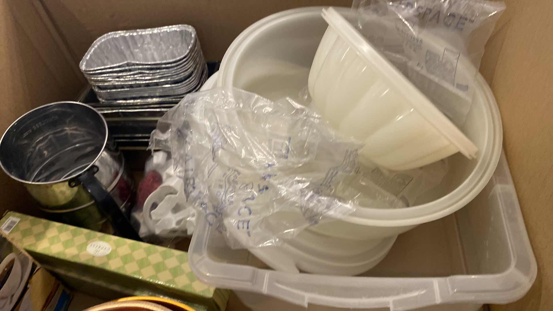 Photo 4 of CONTENTS OF BOX - BUNDT PAN AND ASSORTED BAKING ITEMS