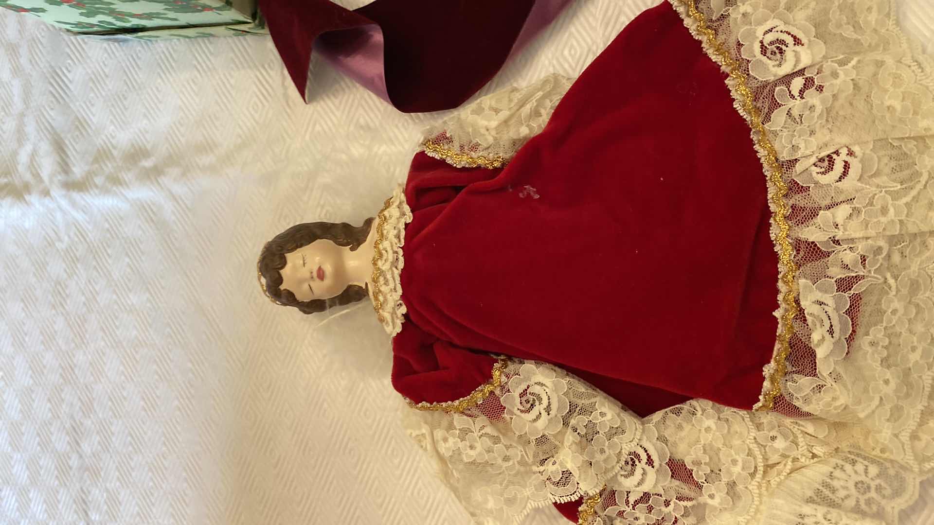 Photo 1 of CONTENTS OF BOX VINTAGE CHRISTMAS ORNAMENTS