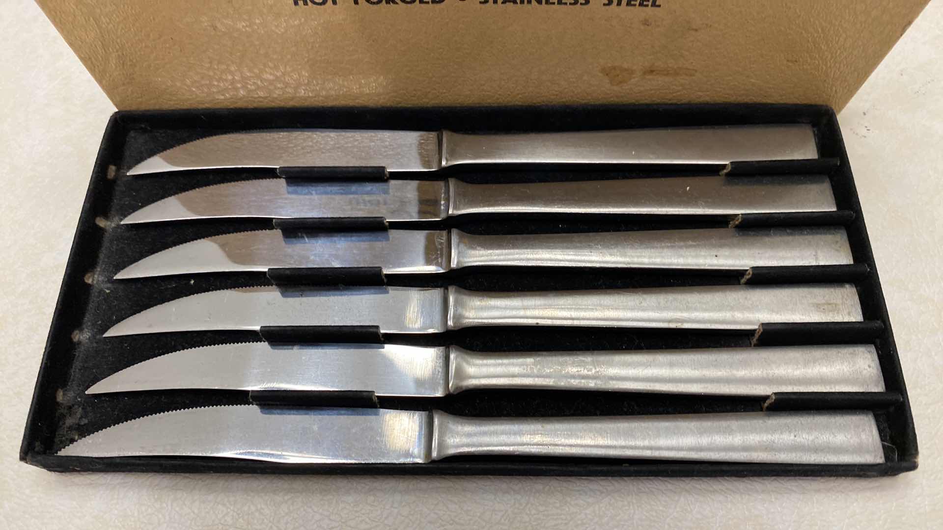 Photo 1 of 6 - FORGED STEEL STEAK KNIFES