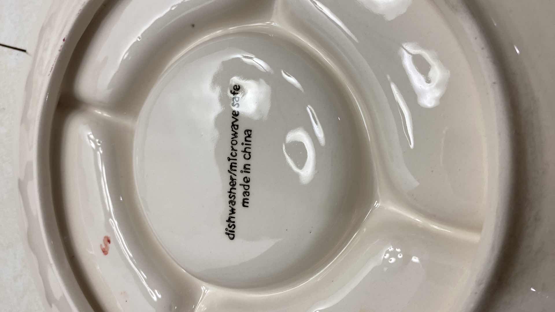 Photo 3 of 2 CERAMIC ROUND PLATTERS AND PLASTIC PLATTER BASKET