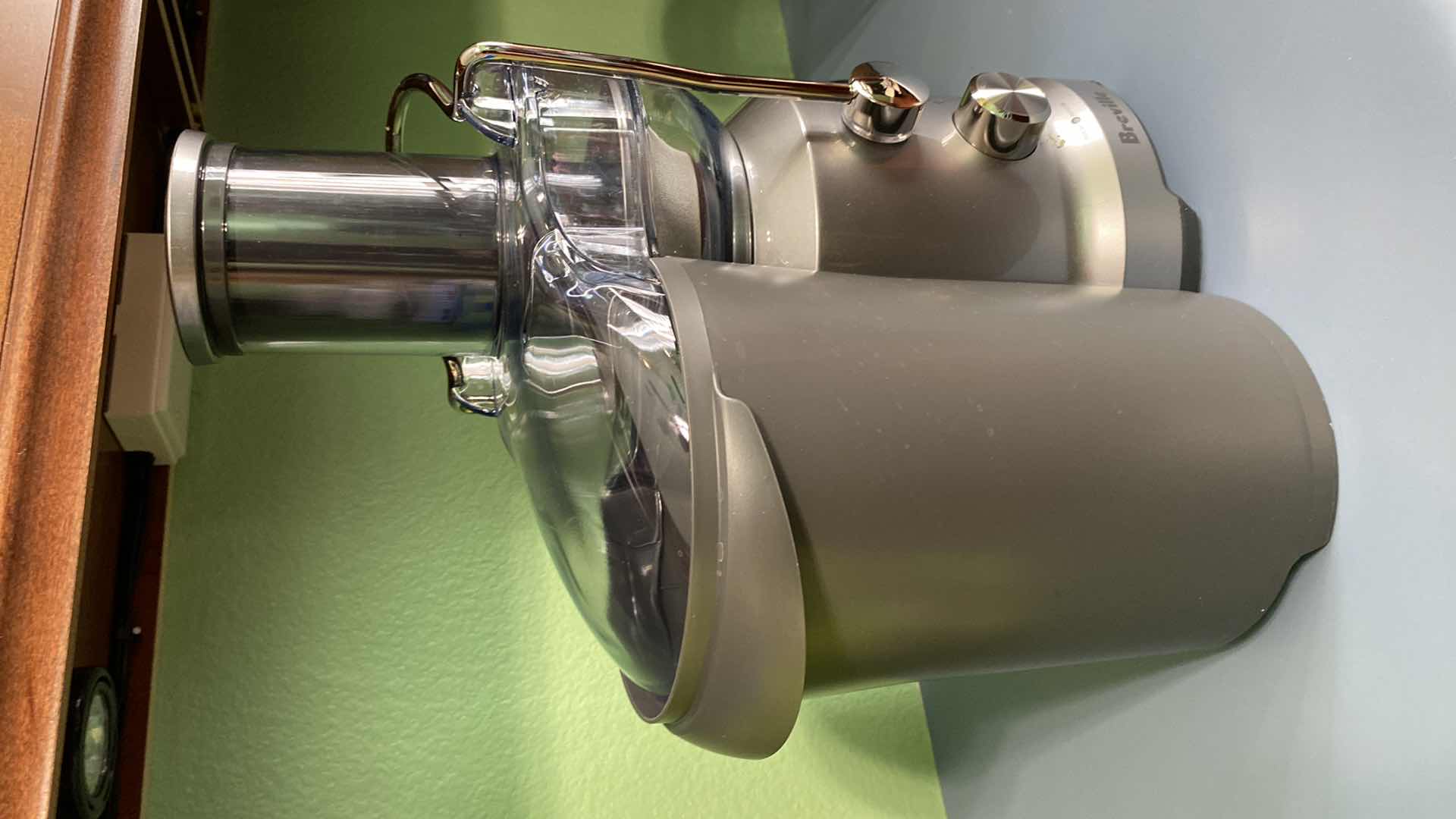 Photo 1 of BREVILLE JUICER WITH PITCHER