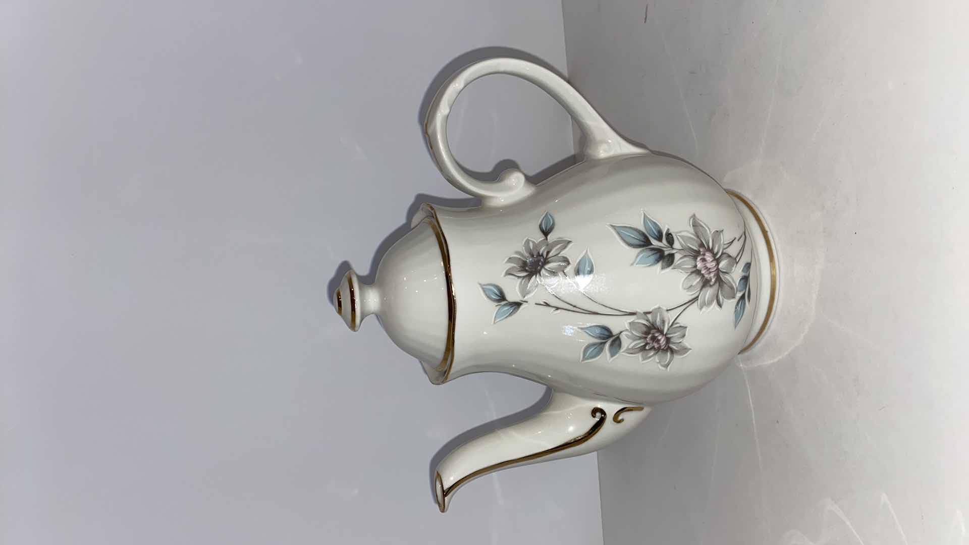 Photo 1 of GOLD RIMMED VAVARIA GERMANY PORCELAIN TEA POT CREAM AND SUGAR 1 CUP