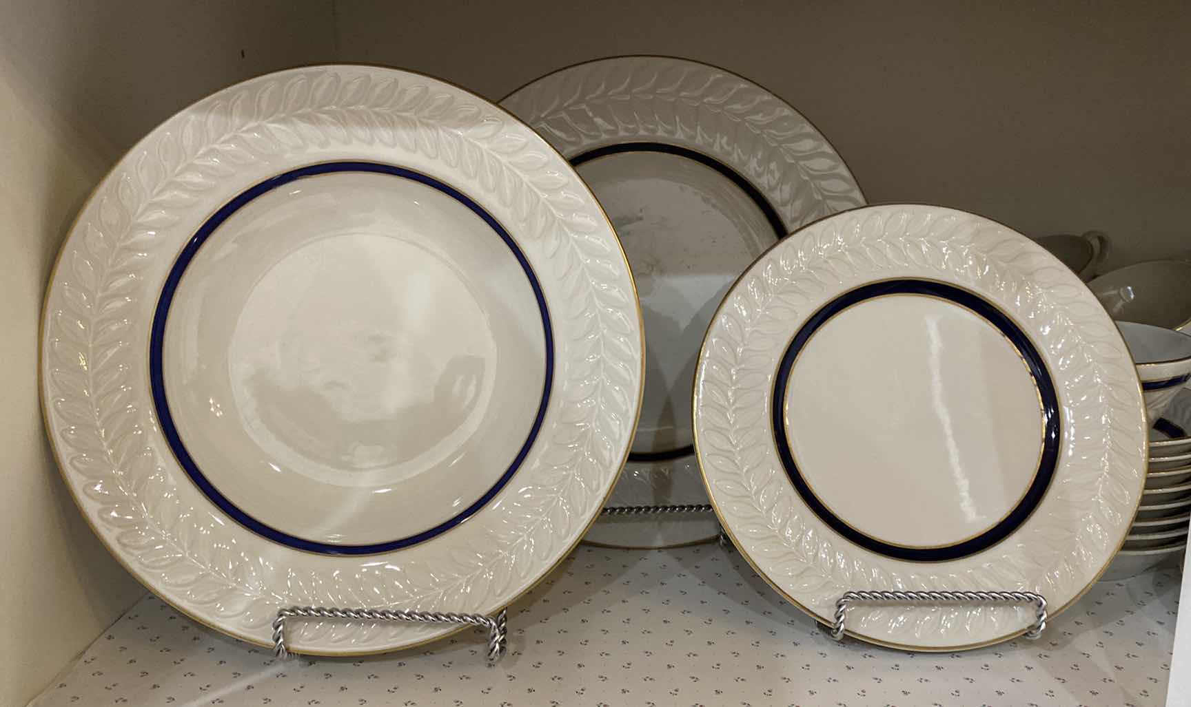Photo 1 of 96 PIECES SHENAGO CHINA BY ANCHOR HOCKING