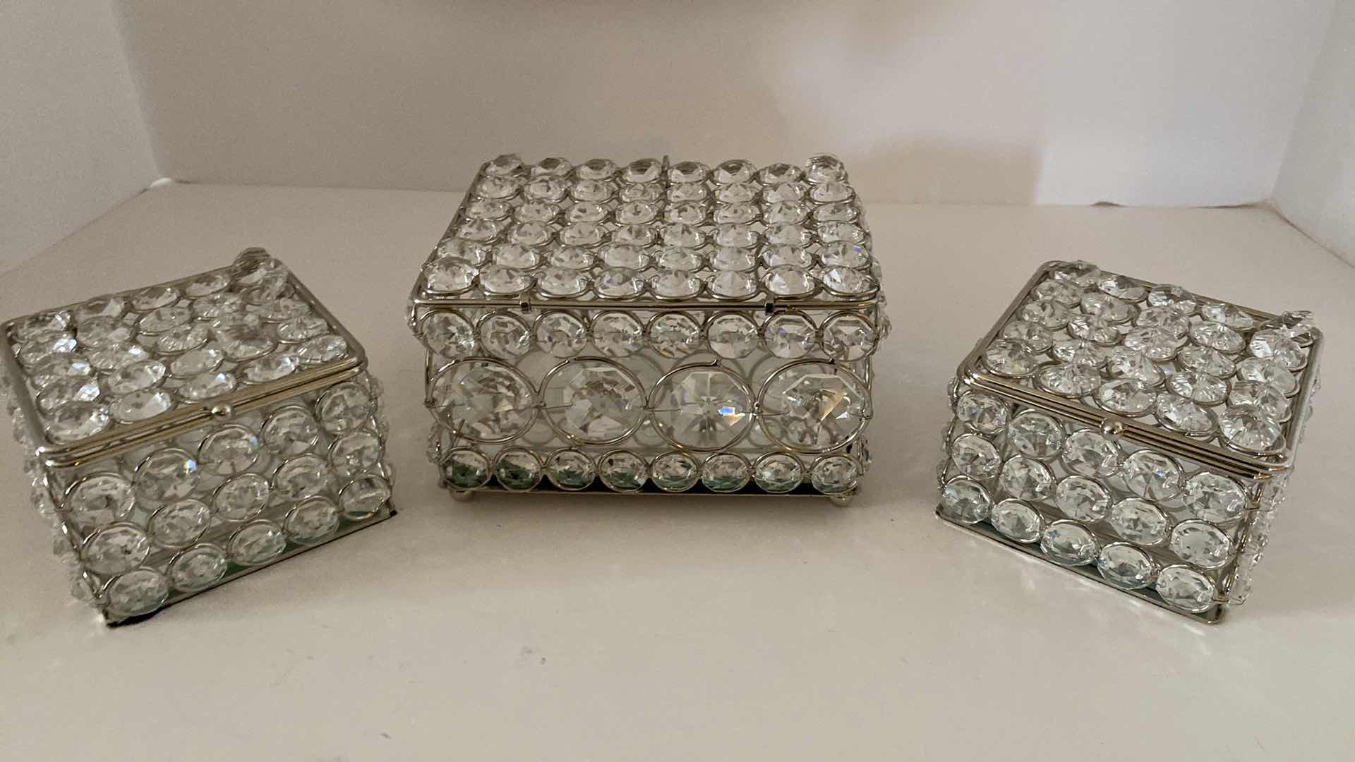 Photo 1 of 3 GLASS BOXERS 5 1/2” X 4” LARGEST