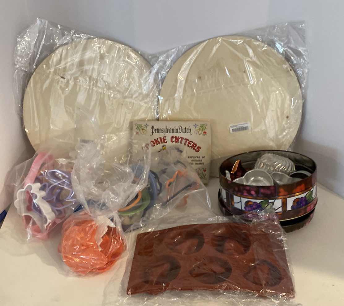 Photo 1 of COOKIE CUTTERS AND MOLDS