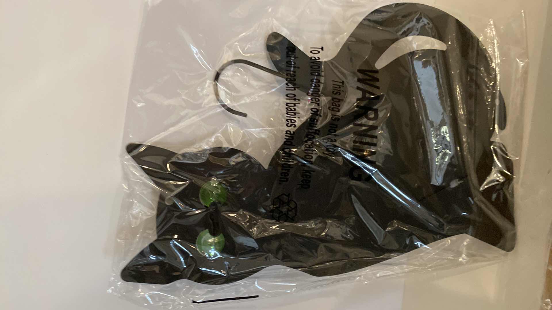 Photo 3 of HANGING HOLIDAY DECOR 6 CATS 2 ELFS