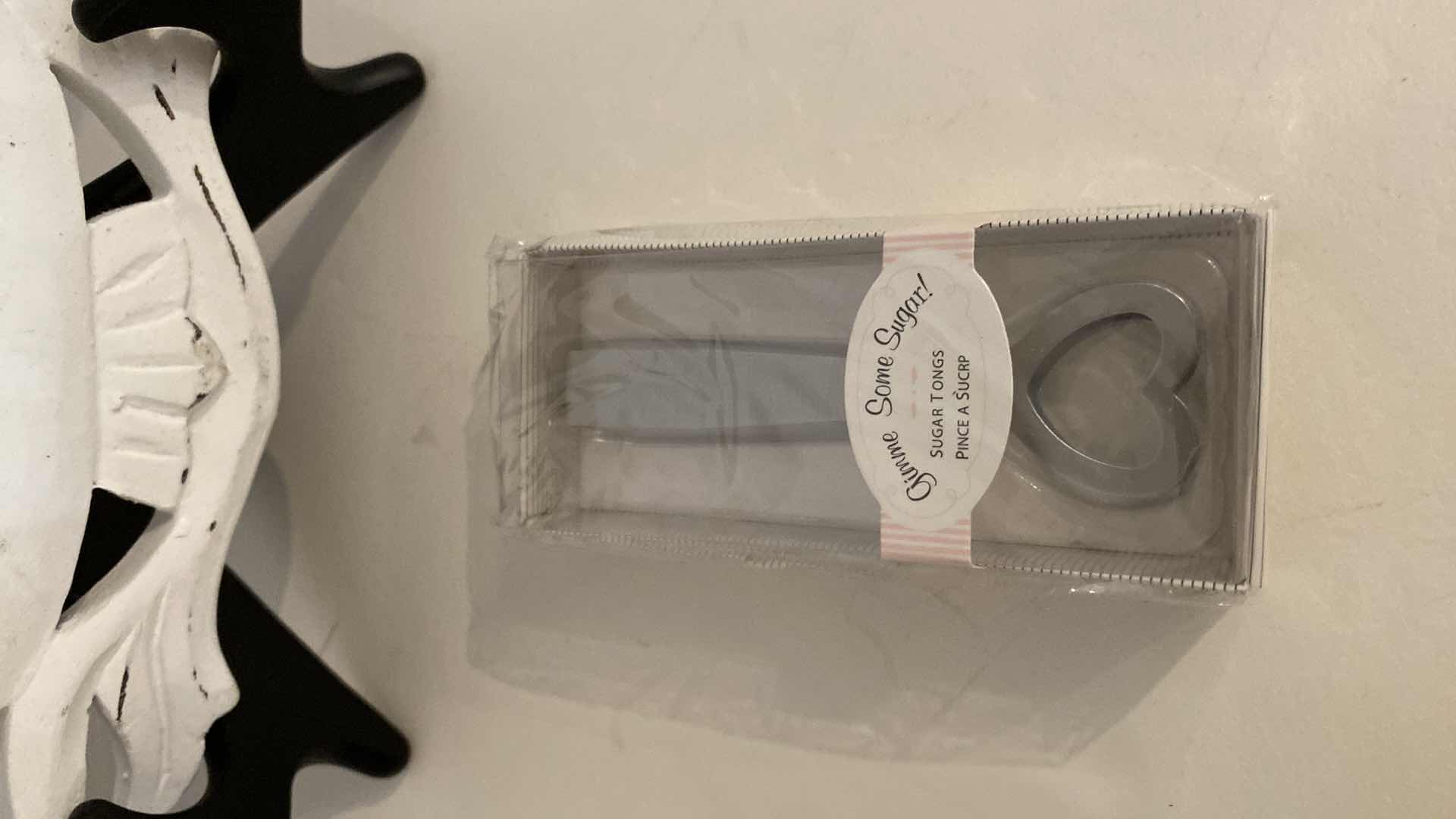 Photo 1 of MIRROR DECOR 11” SHELL NAPKIN RUNGS AND MORE