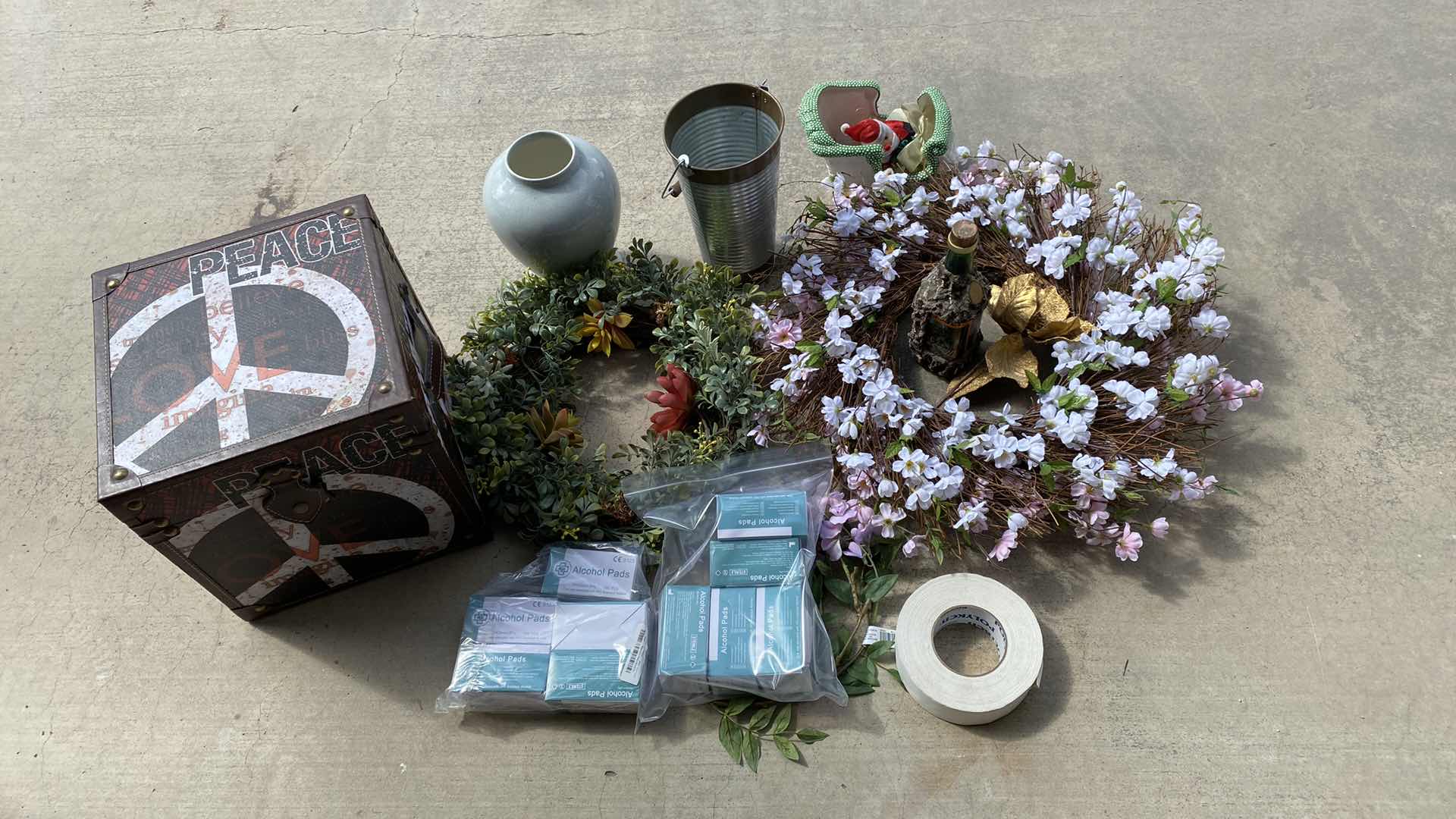 Photo 1 of MISCELLANEOUS ITEMS