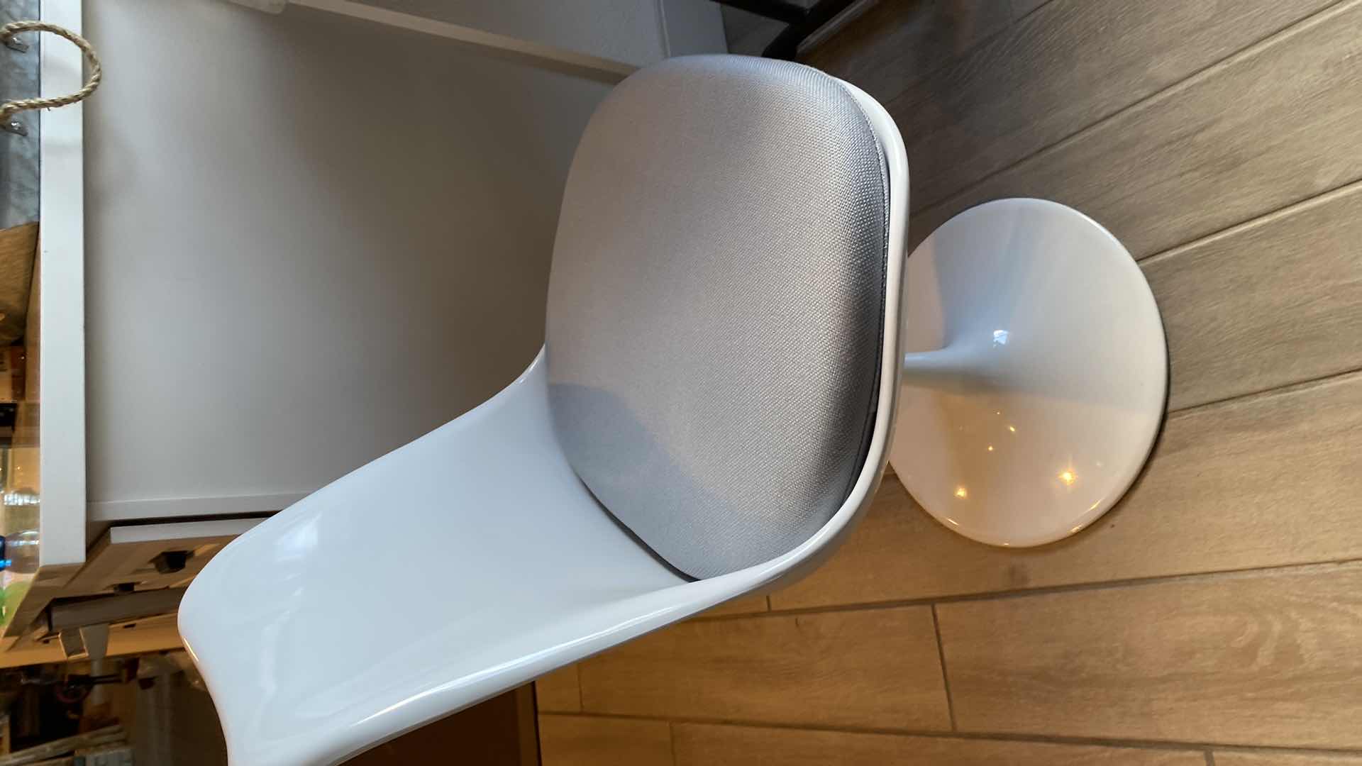 Photo 1 of NALA NUR WHITE CHAIR WITH GRAY SEAT 20“ x 16“ H 31”