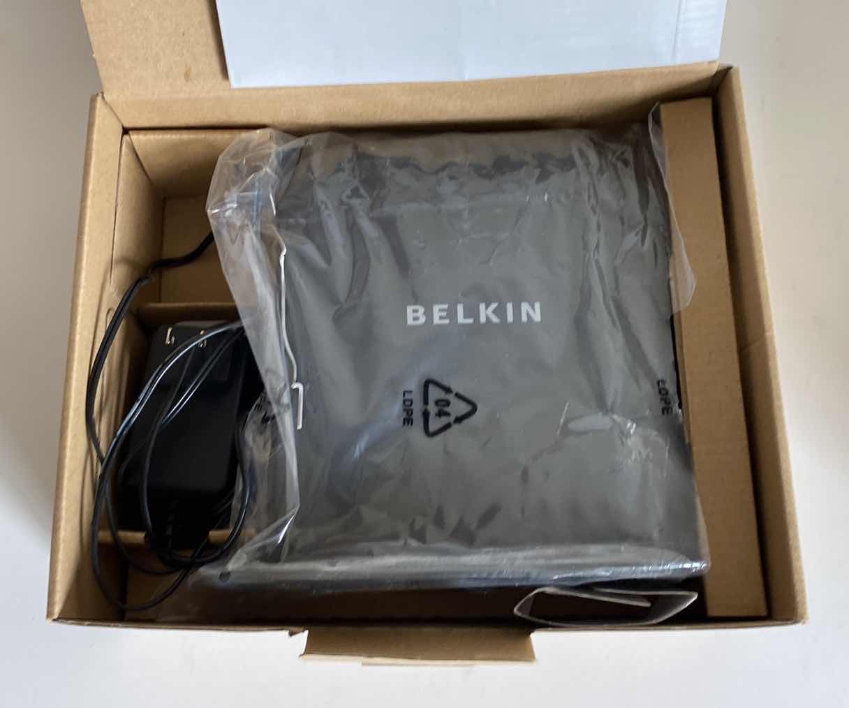 Photo 3 of BELKIN WIRELESS ROUTER