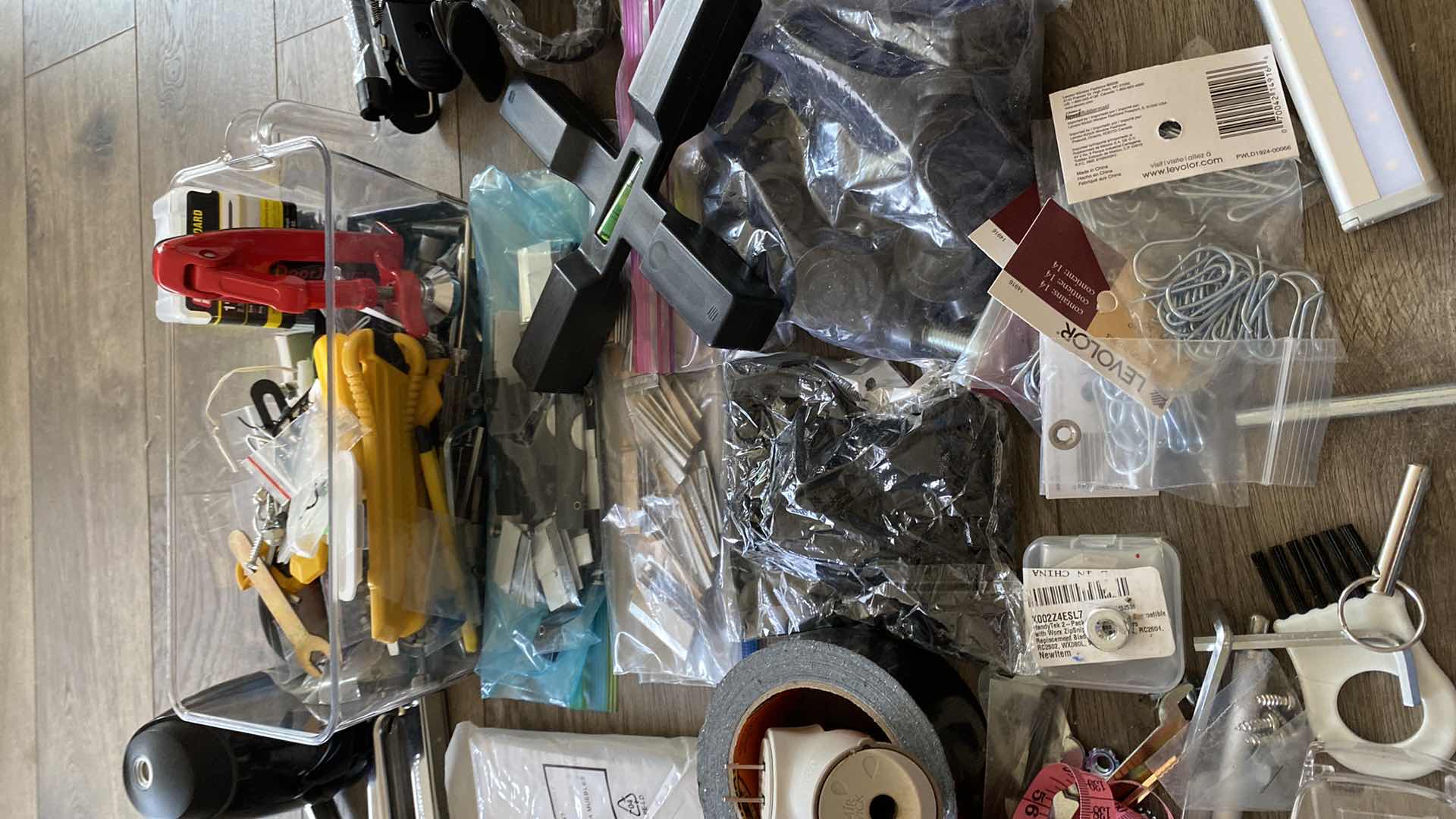 Photo 1 of HEADLAMPS AND HOUSEHOLD ITEMS