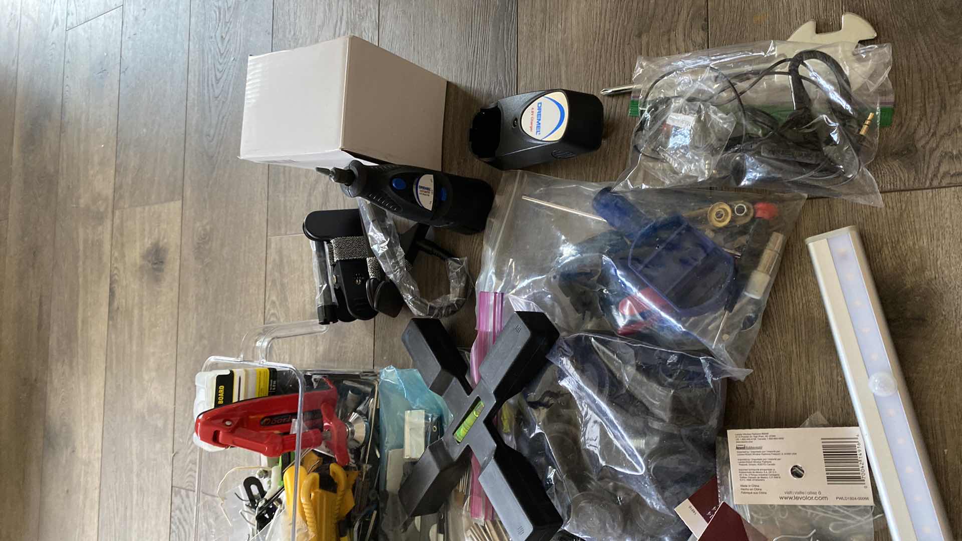 Photo 1 of HEADLAMPS AND HOUSEHOLD ITEMS